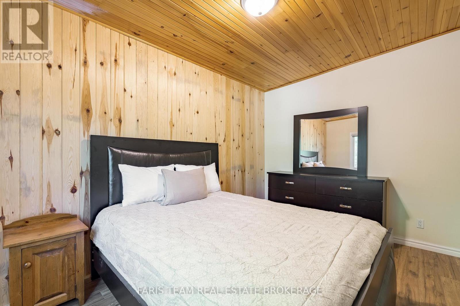 1226 BASELINE ROAD - 18