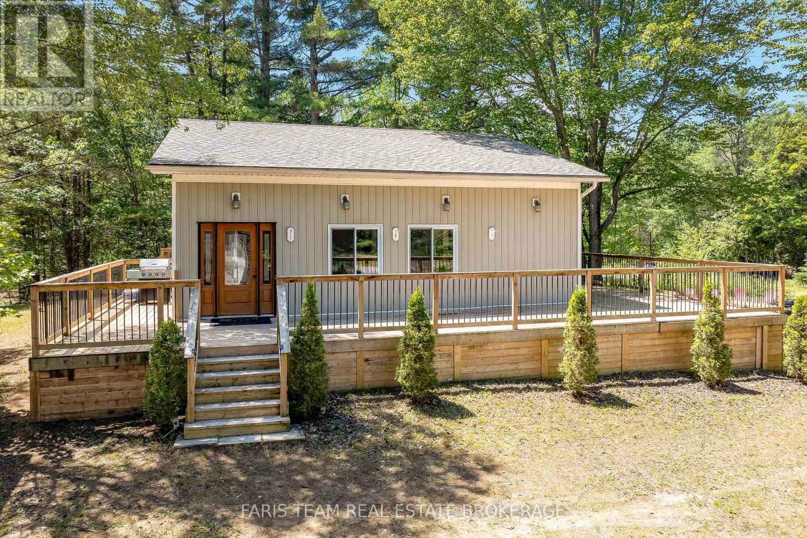 1226 BASELINE ROAD - 3