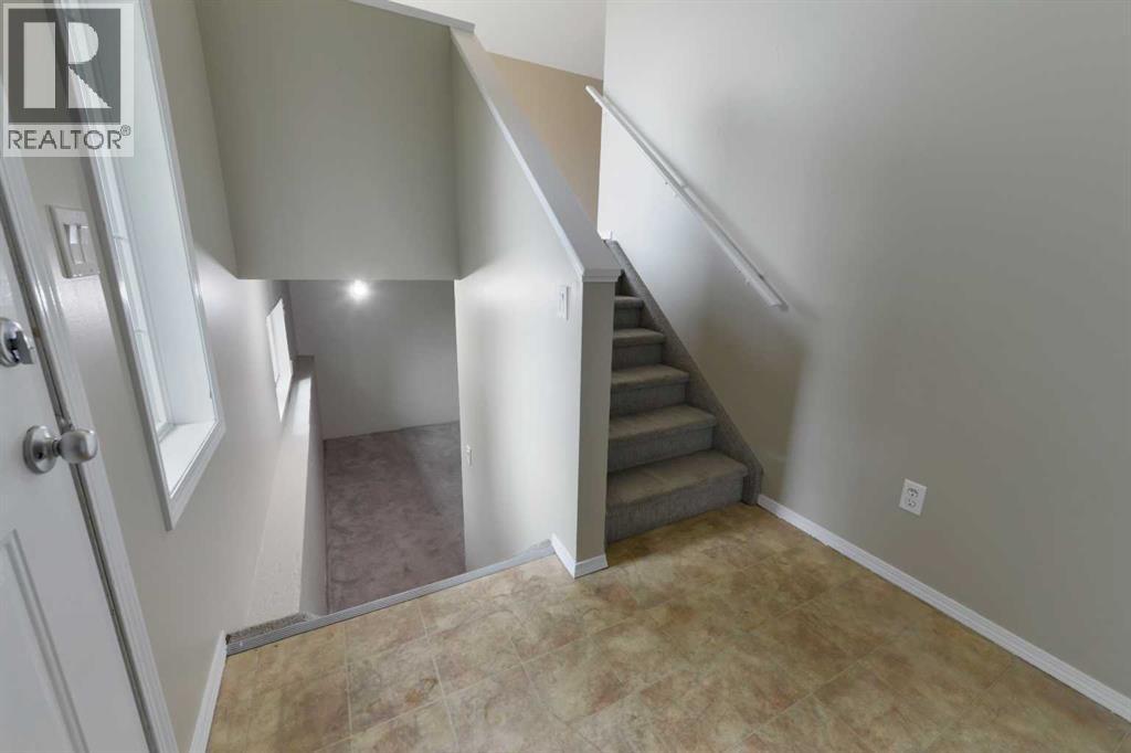 132 Kirkland Close — photo 24