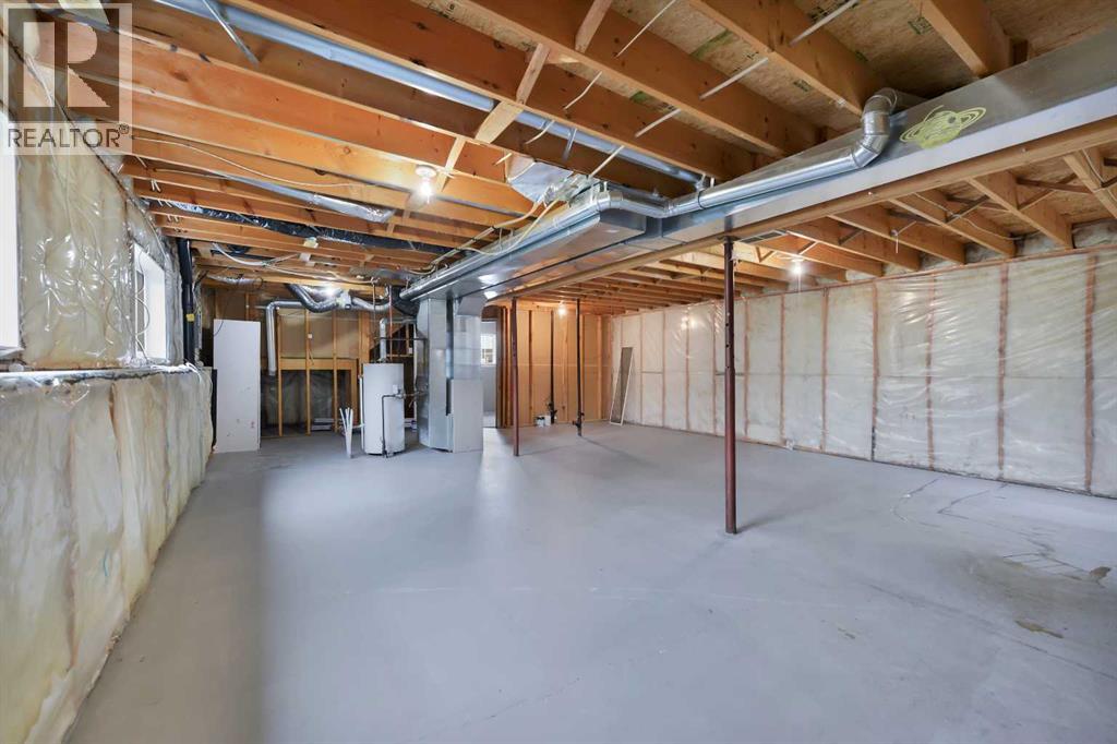 132 Kirkland Close — photo 31