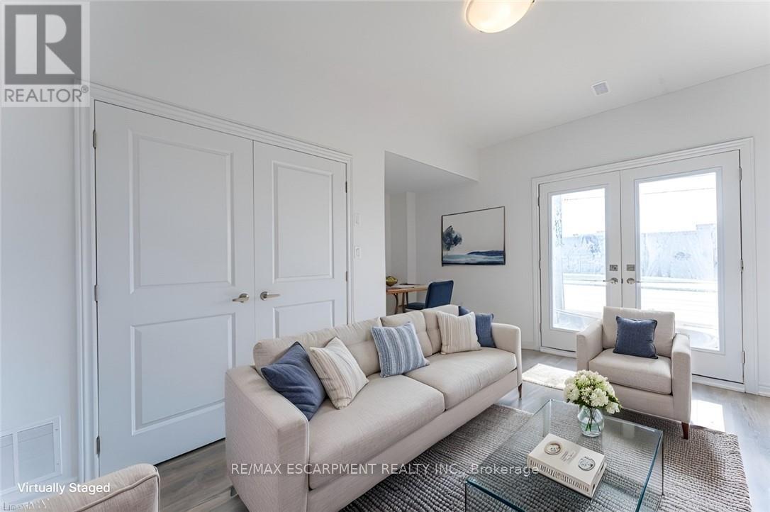 #29 120 COURT DRIVE - 24