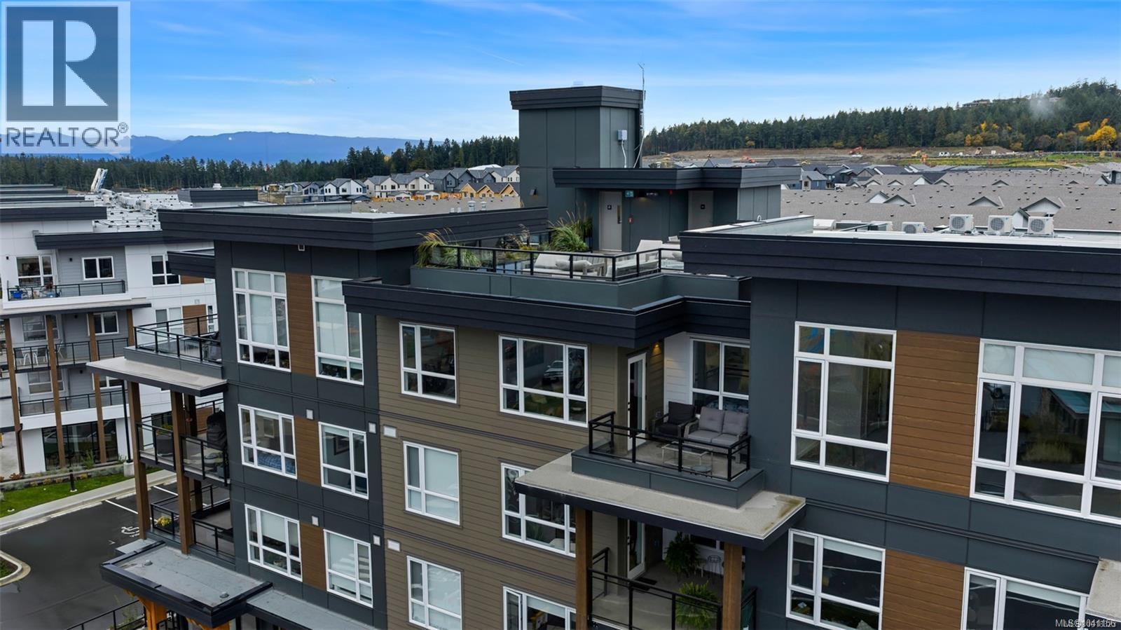 411 3564A Ryder Hesjedal Way, Colwood