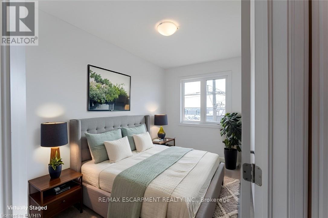 #29 120 COURT DRIVE - 19