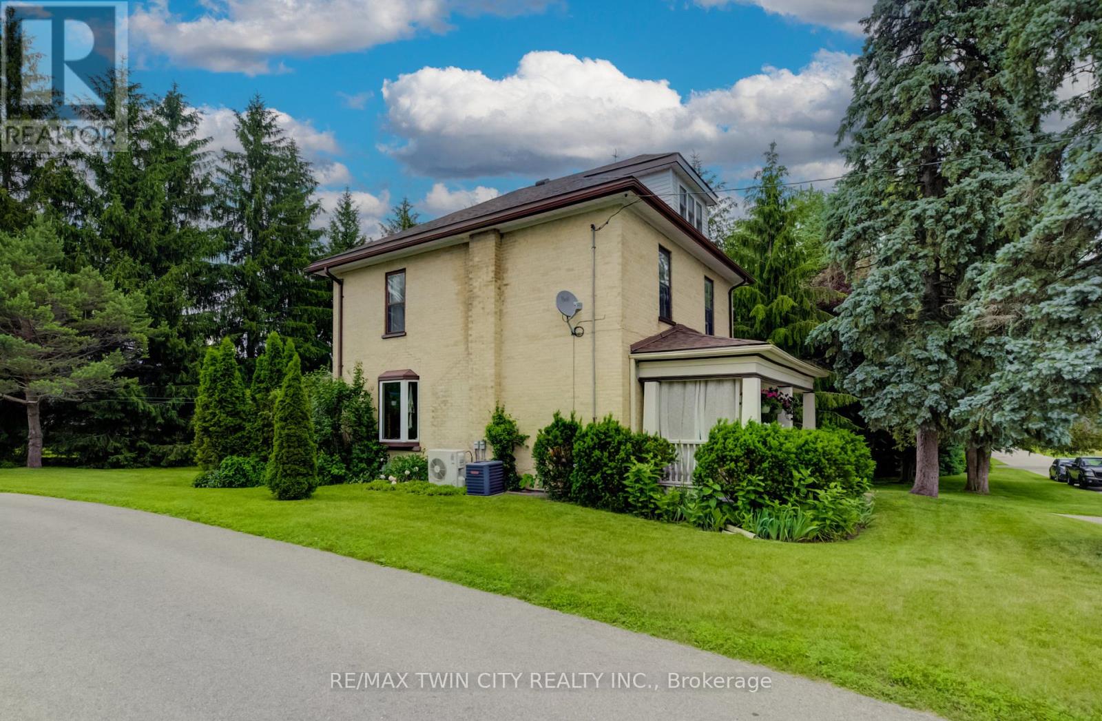 140 SHADE STREET - 5