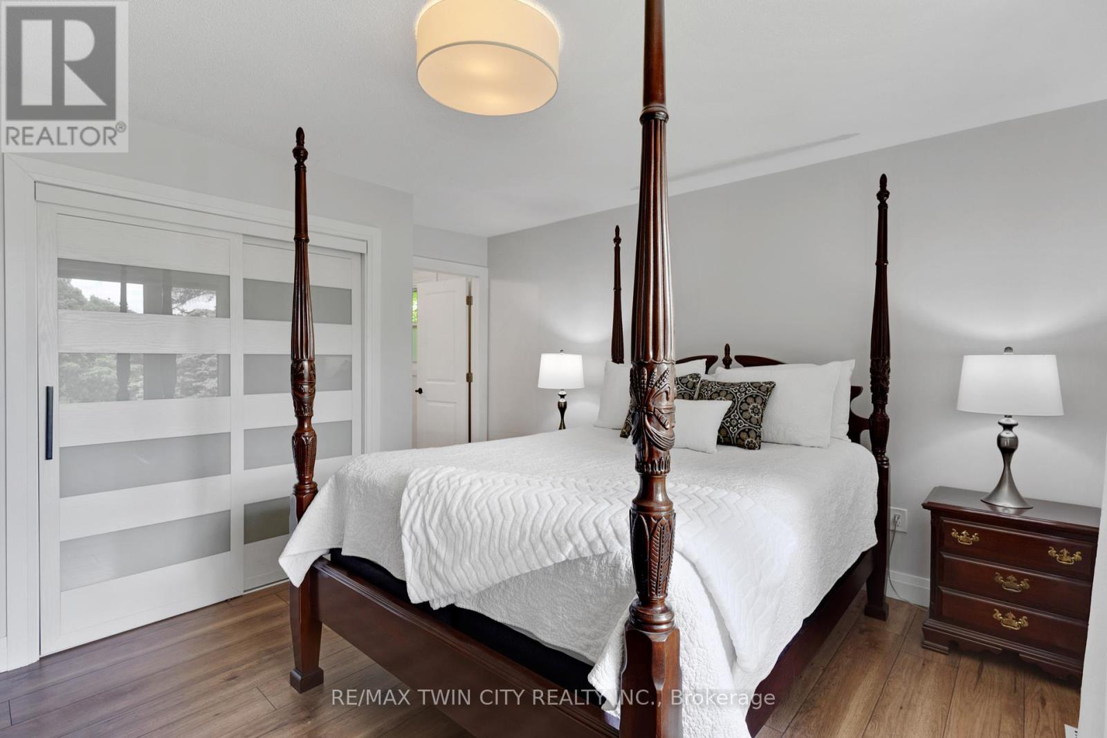 1 BLACKFRIARS PLACE - 26