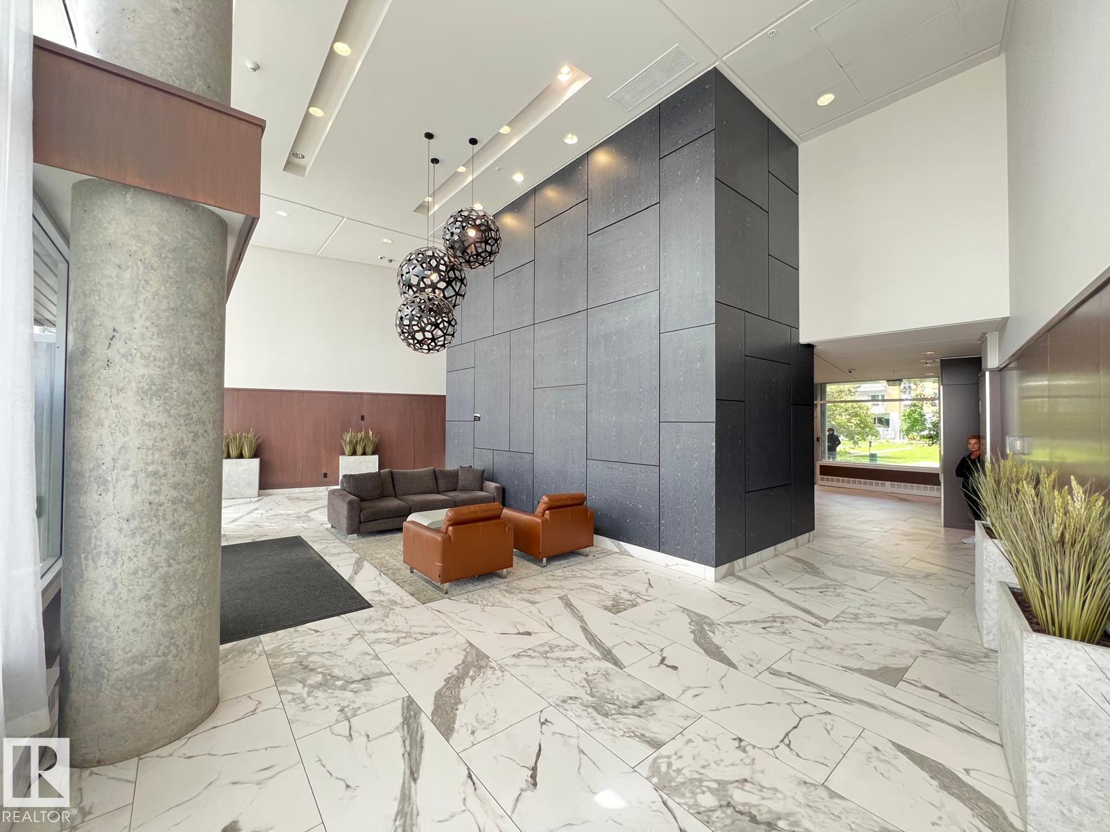 #710 2504 109 ST NW NW - 32