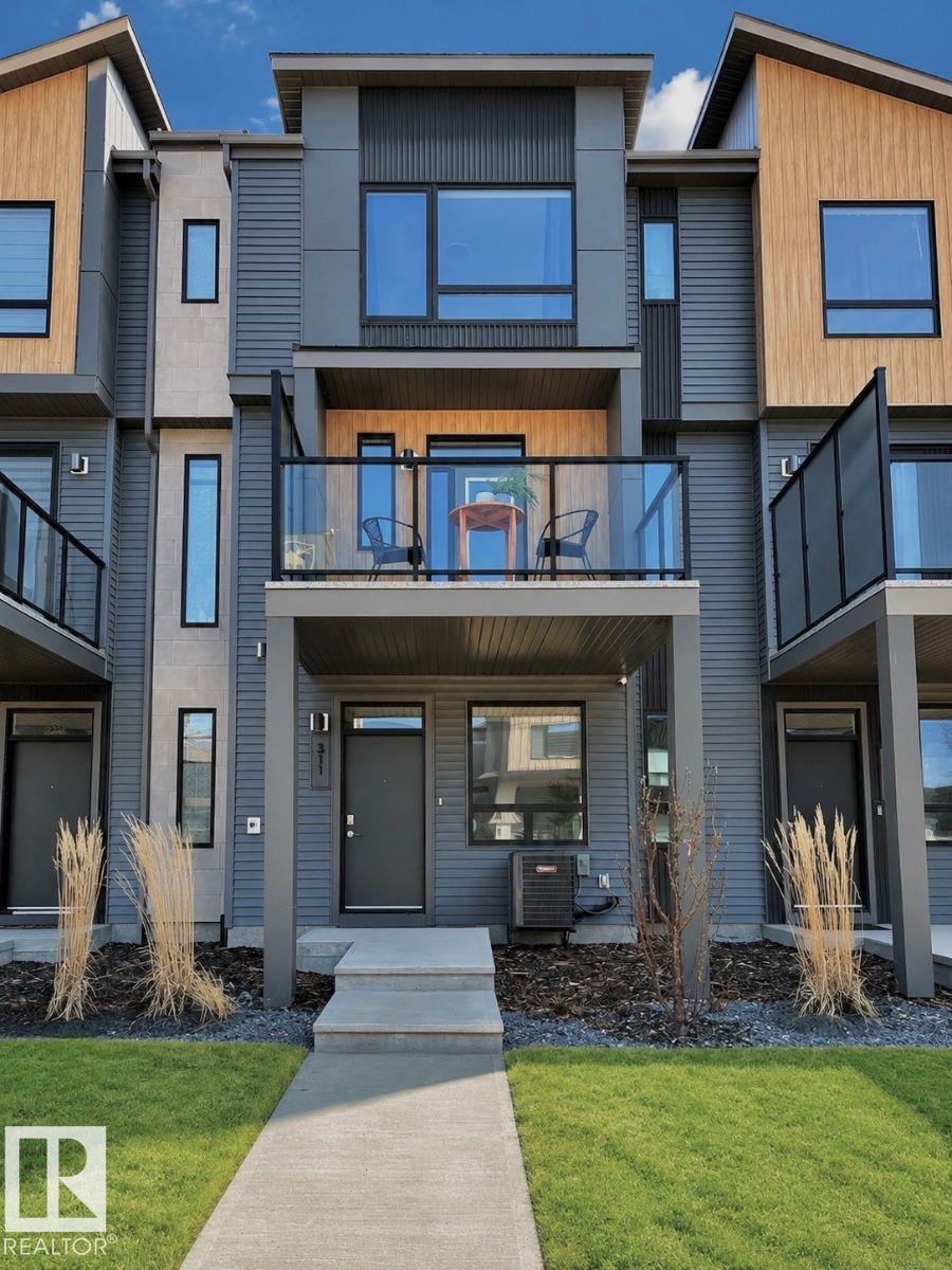311 32 ST SW - 1