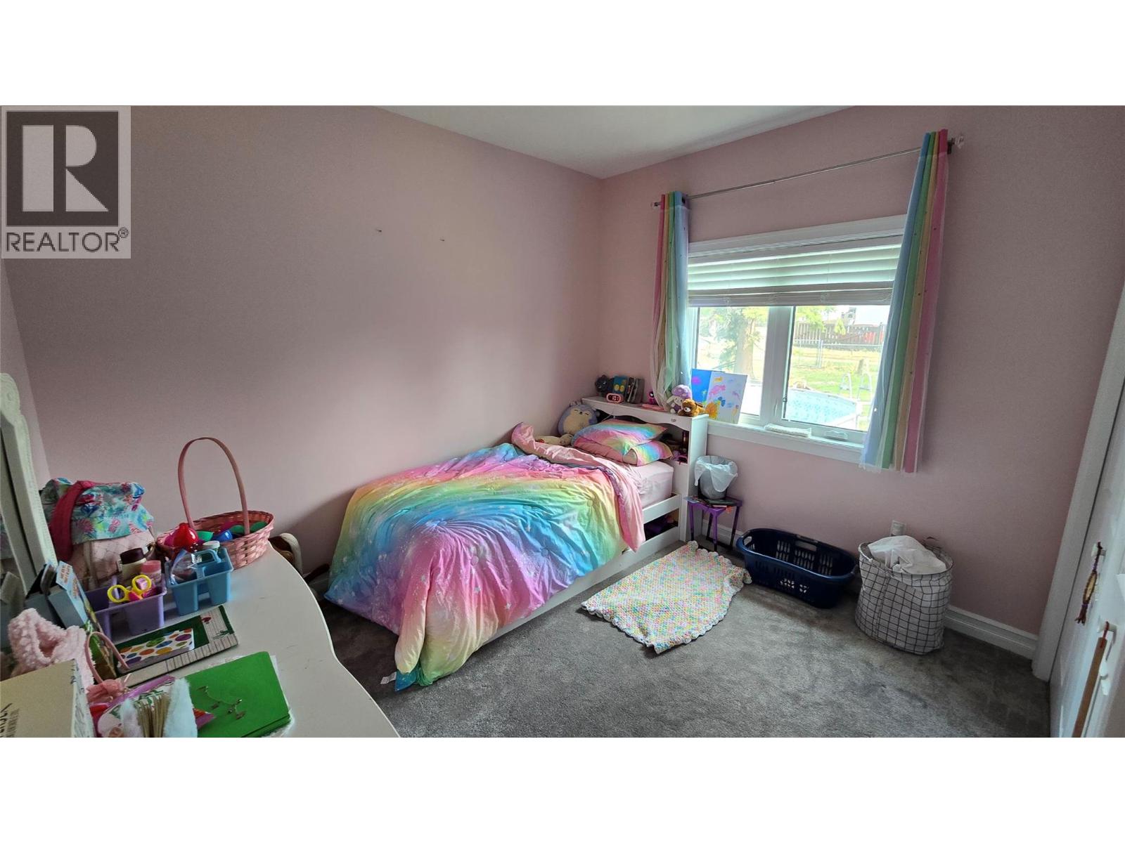9108 8 Street - 26
