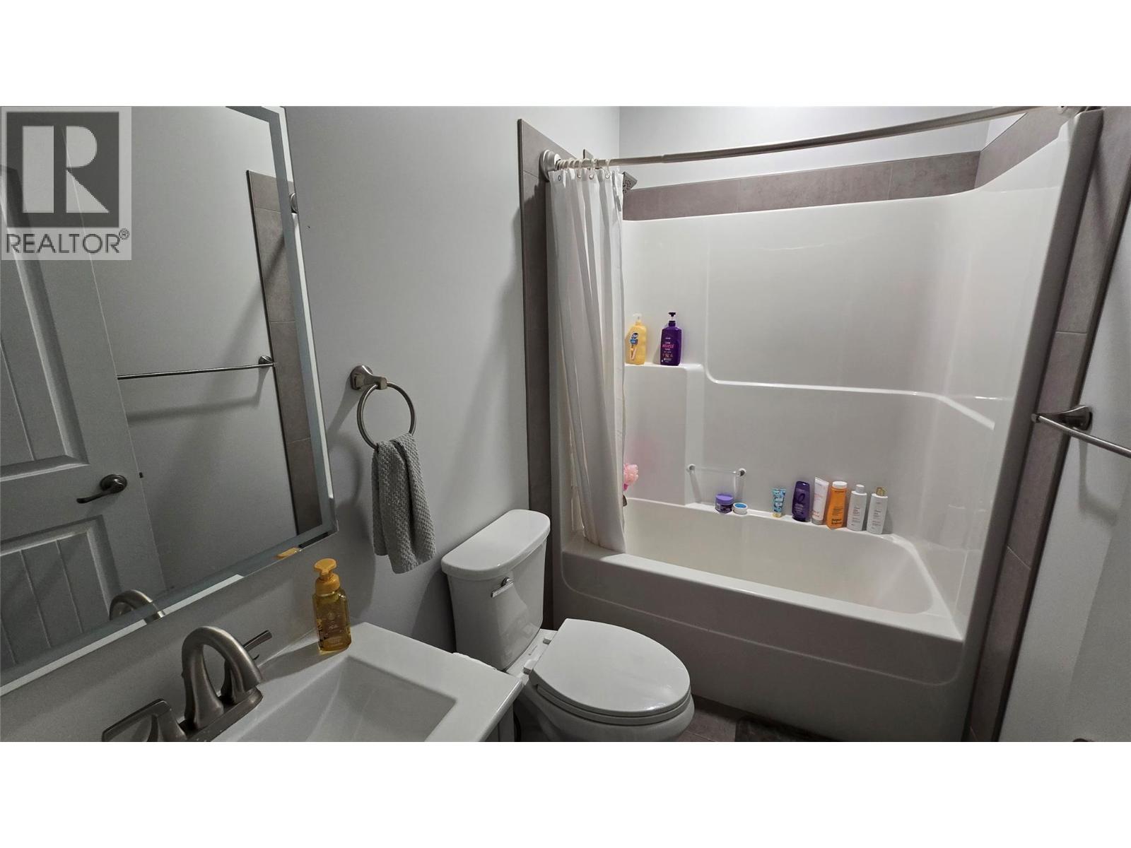 9108 8 Street - 27