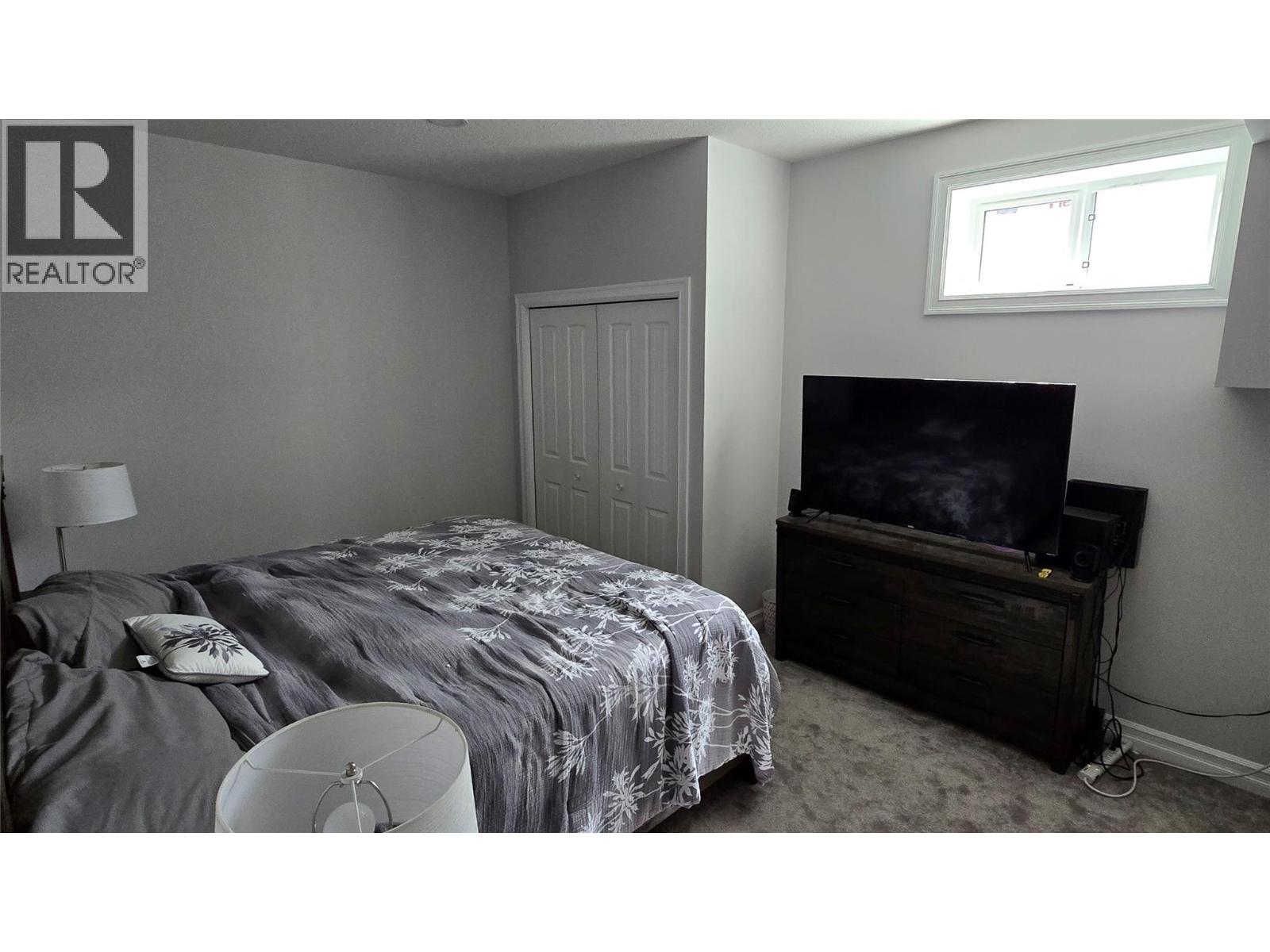 9108 8 Street - 18