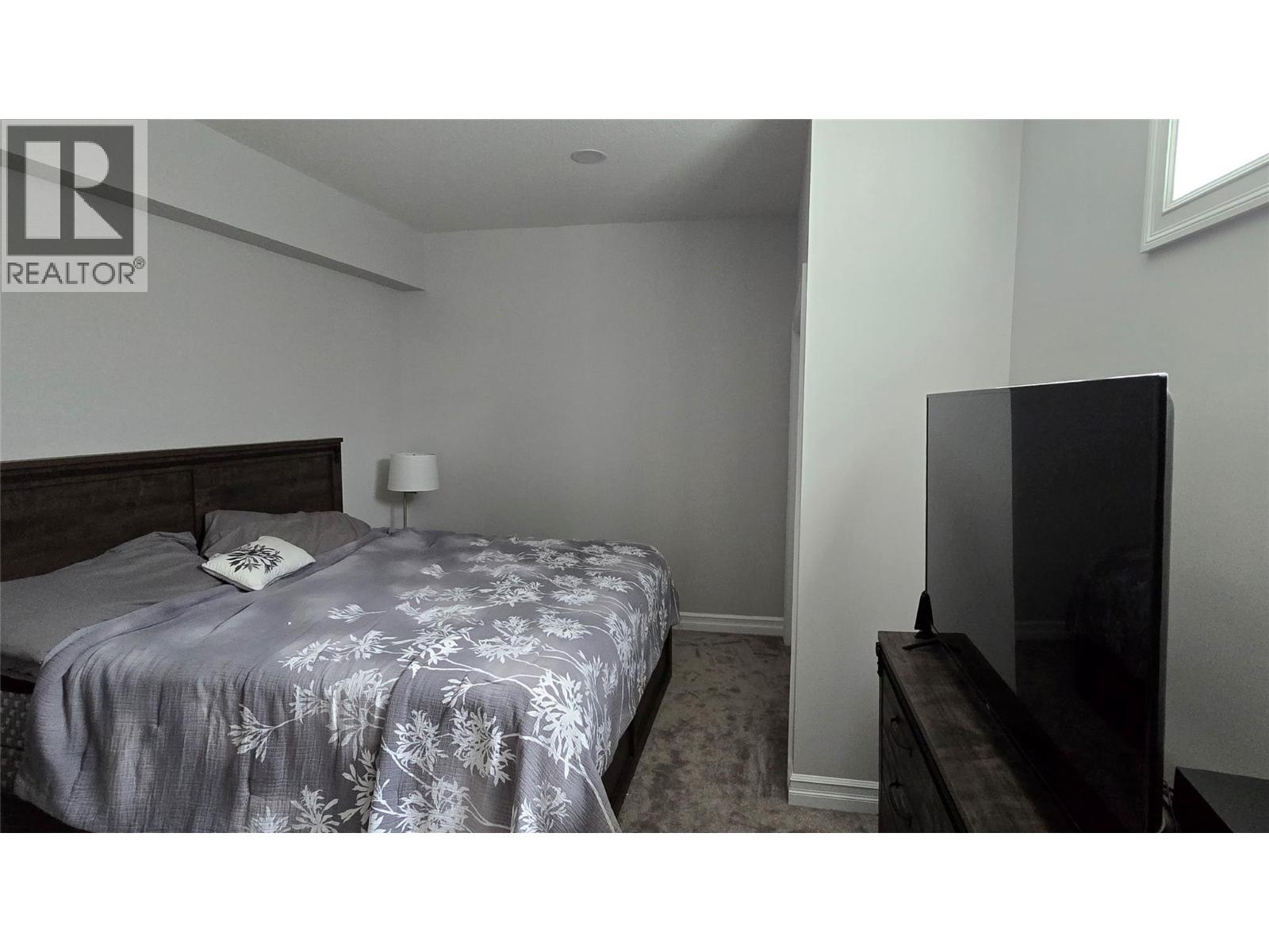 9108 8 Street - 19