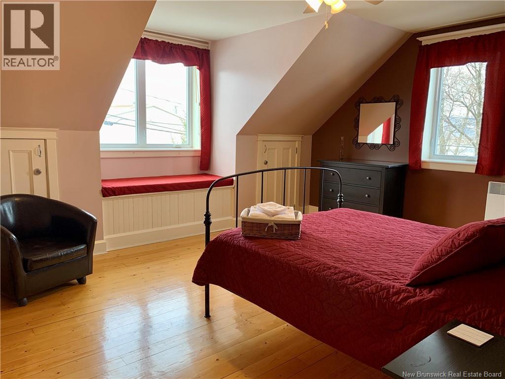 7 Ritchie - Image 17