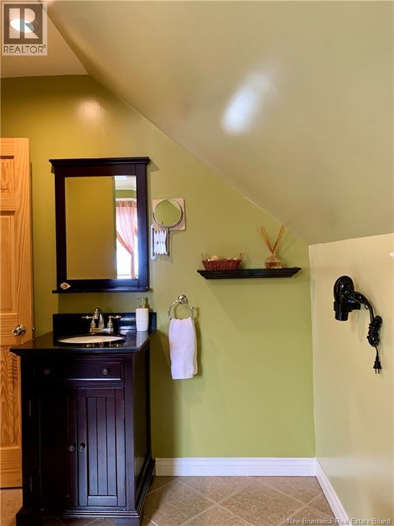 7 Ritchie - Image 25