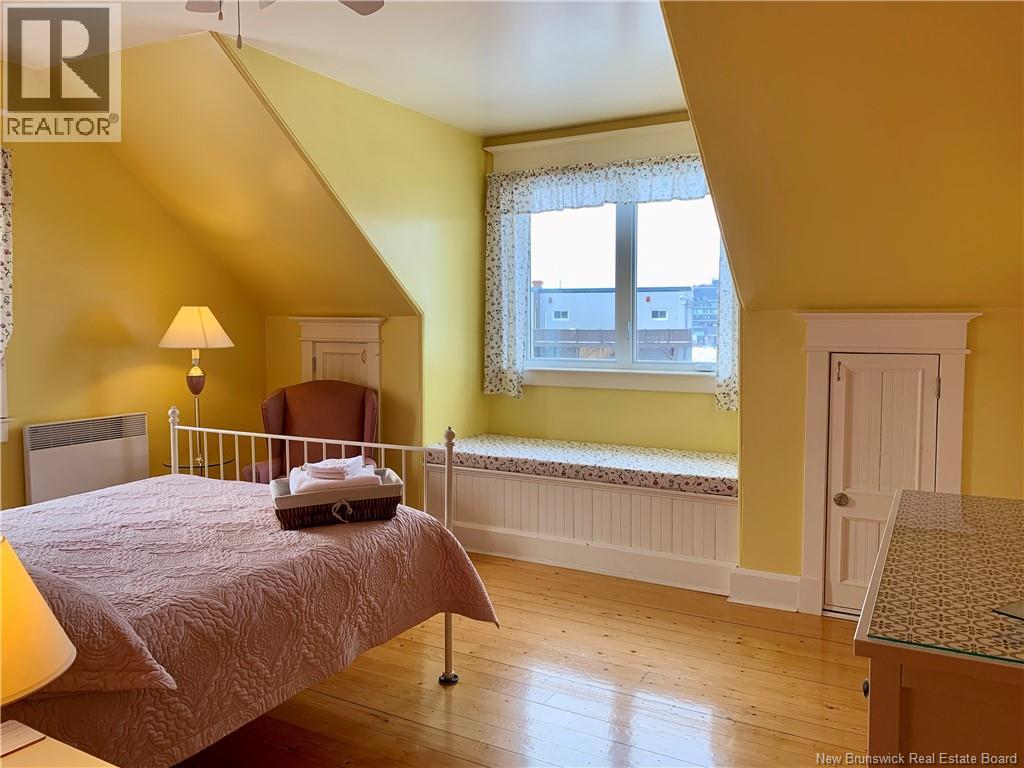 7 Ritchie - Image 20