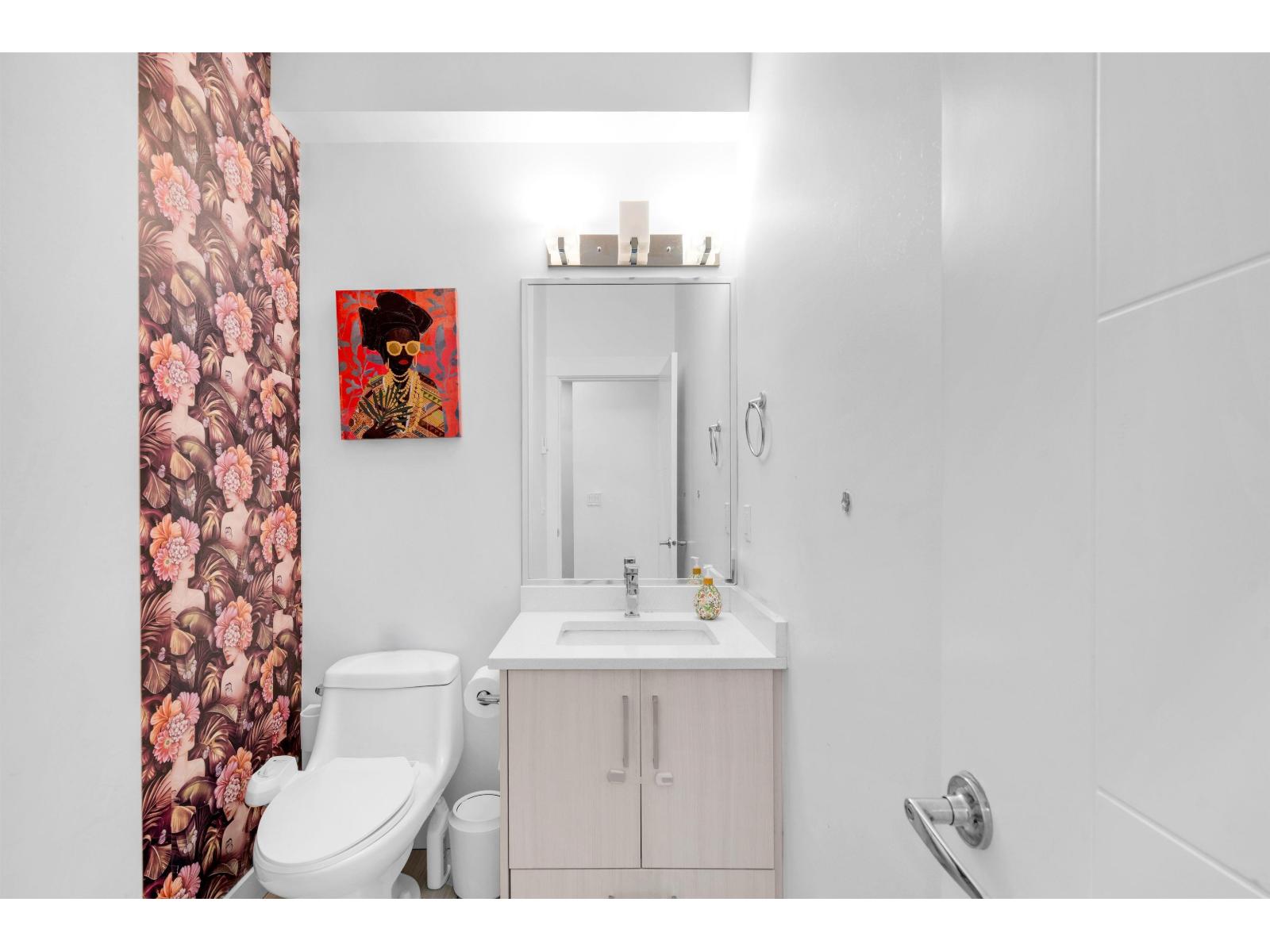 23 7247 140 STREET, Surrey