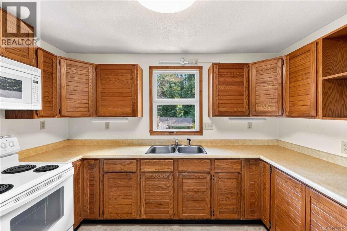 9092 Skipsey Rd, Port Alberni