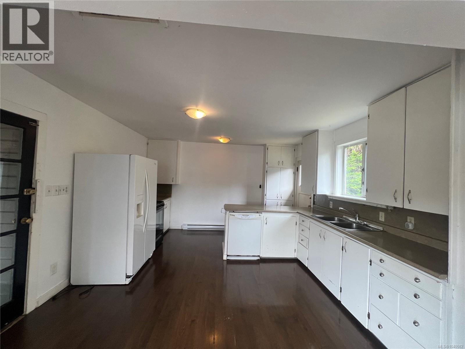 4772 Rocky Point Rd - 69