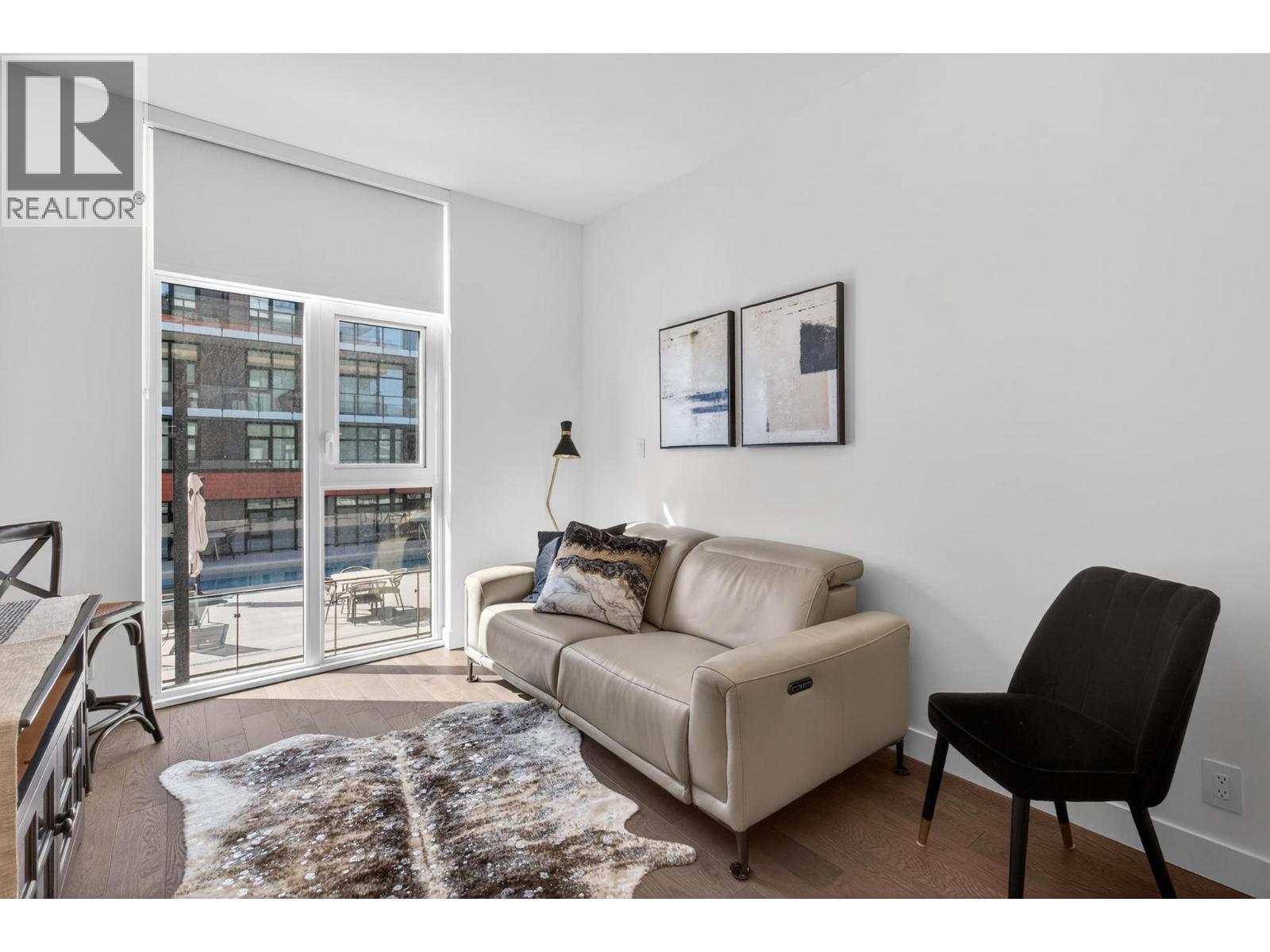 #314 3389 Lakeshore Road - 20