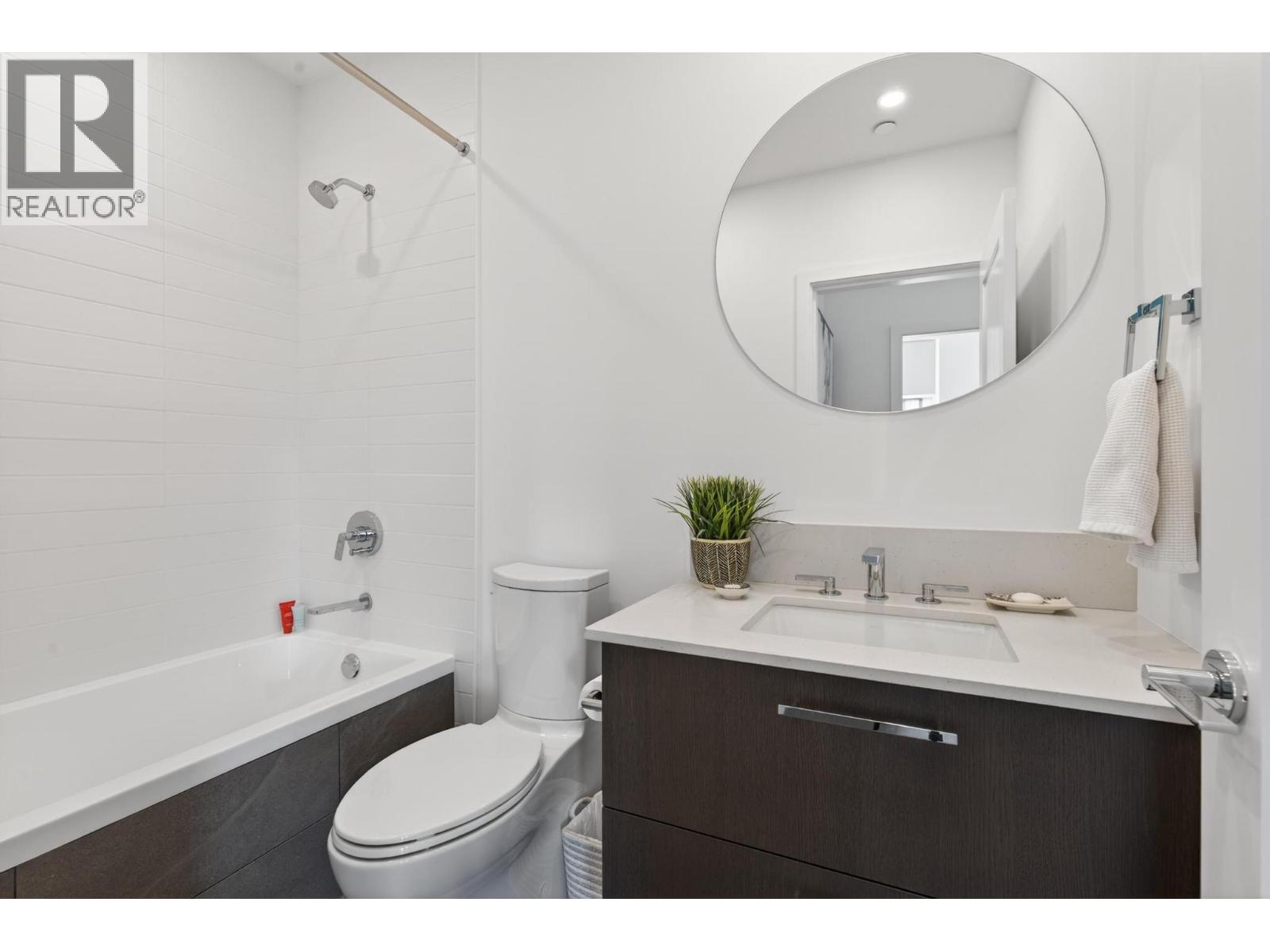 #314 3389 Lakeshore Road - 21
