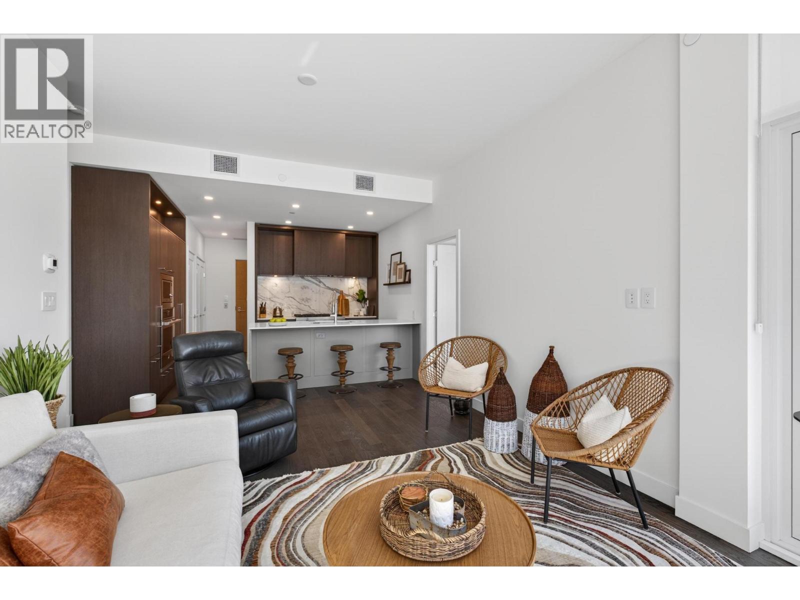 #314 3389 Lakeshore Road - 9