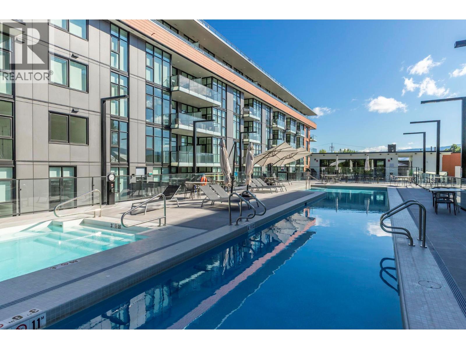 #314 3389 Lakeshore Road - 27