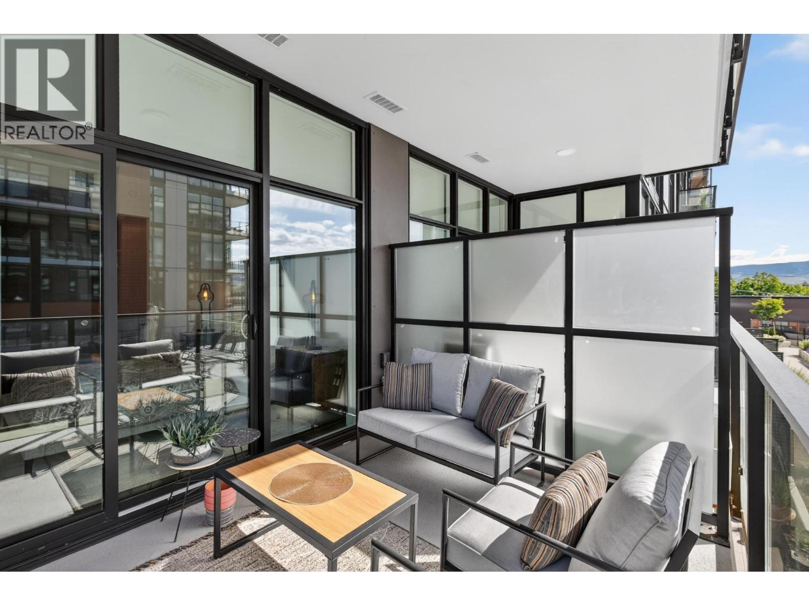 #314 3389 Lakeshore Road - 13