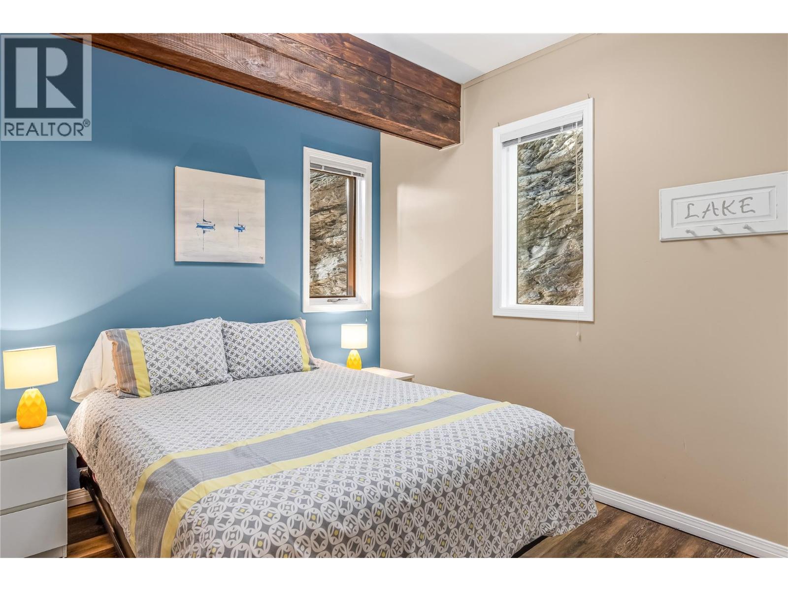  2306 Eagle Bay Road, Blind Bay
