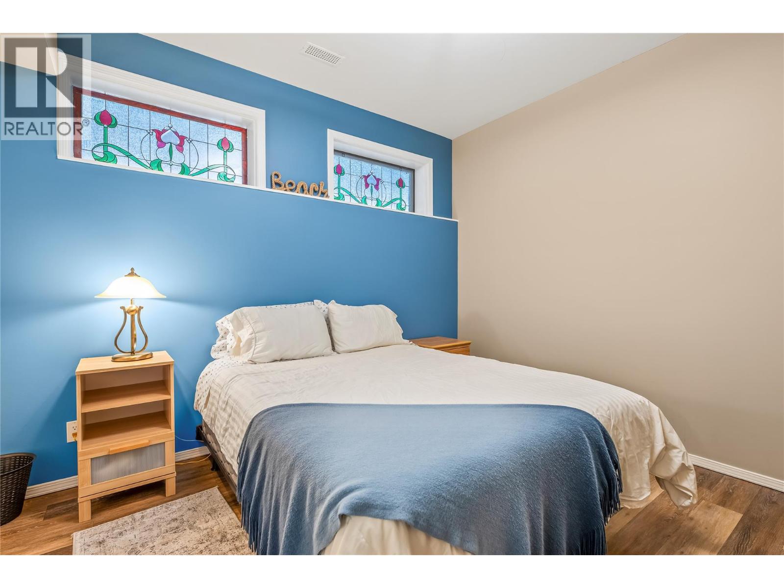  2306 Eagle Bay Road, Blind Bay