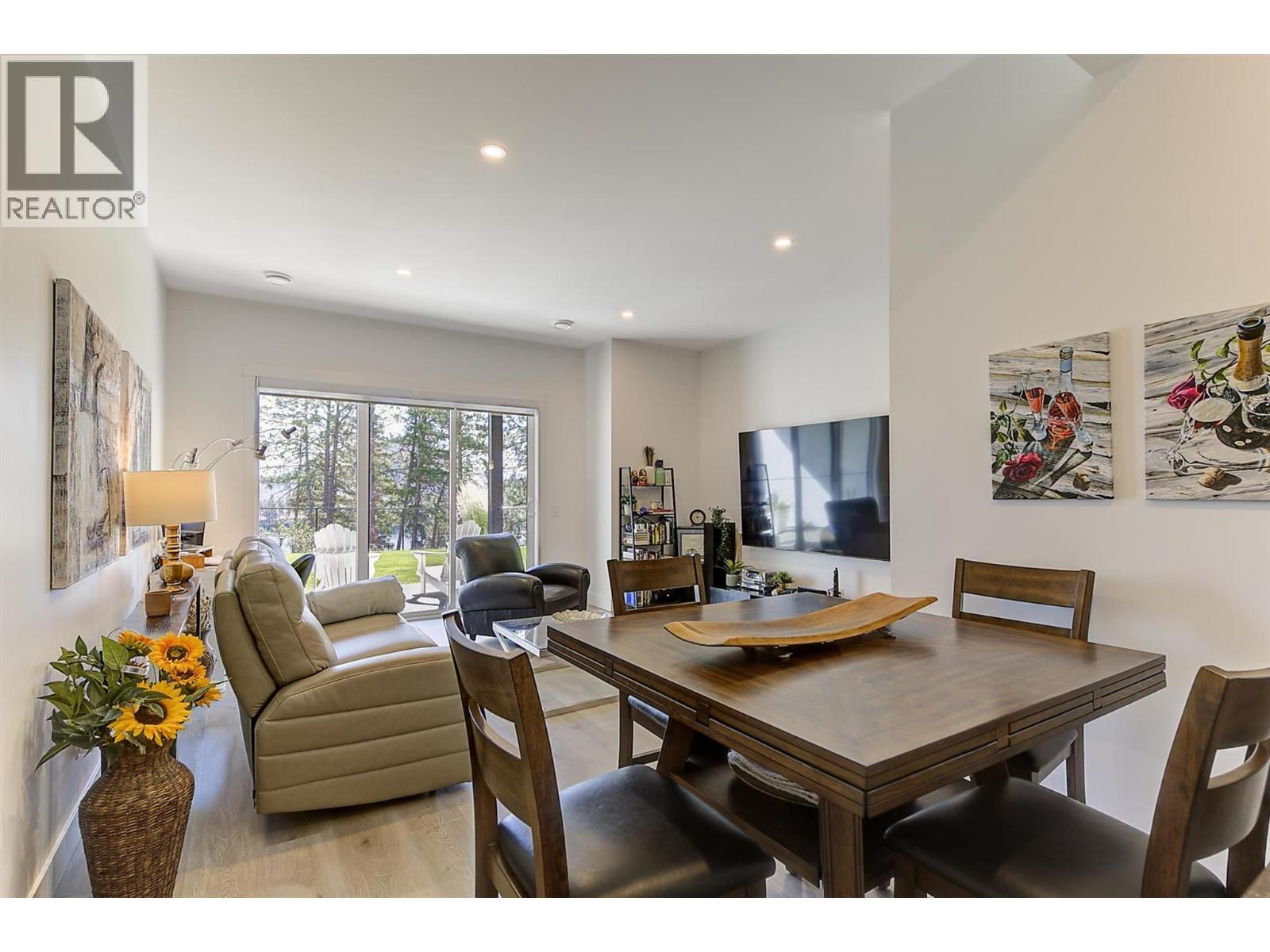 6 2835 Canyon Crest Drive, West Kelowna