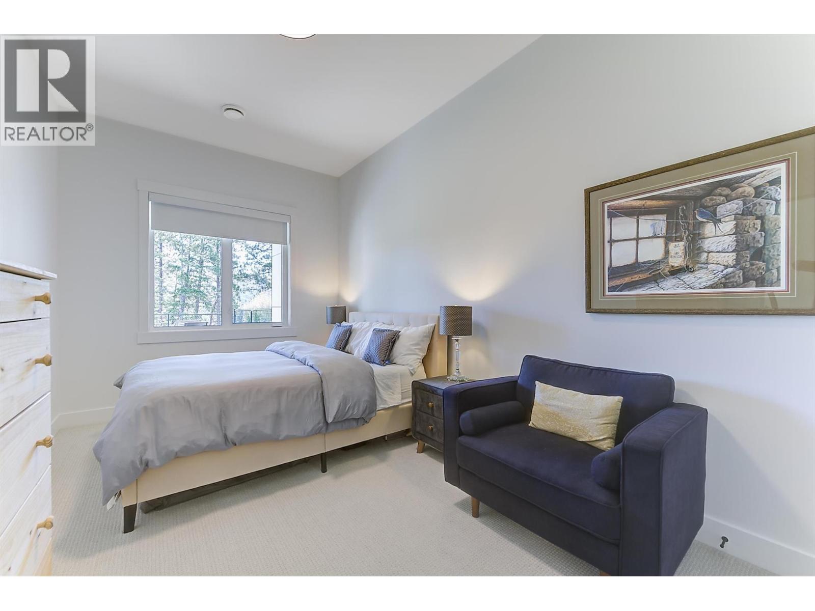 6 2835 Canyon Crest Drive, West Kelowna