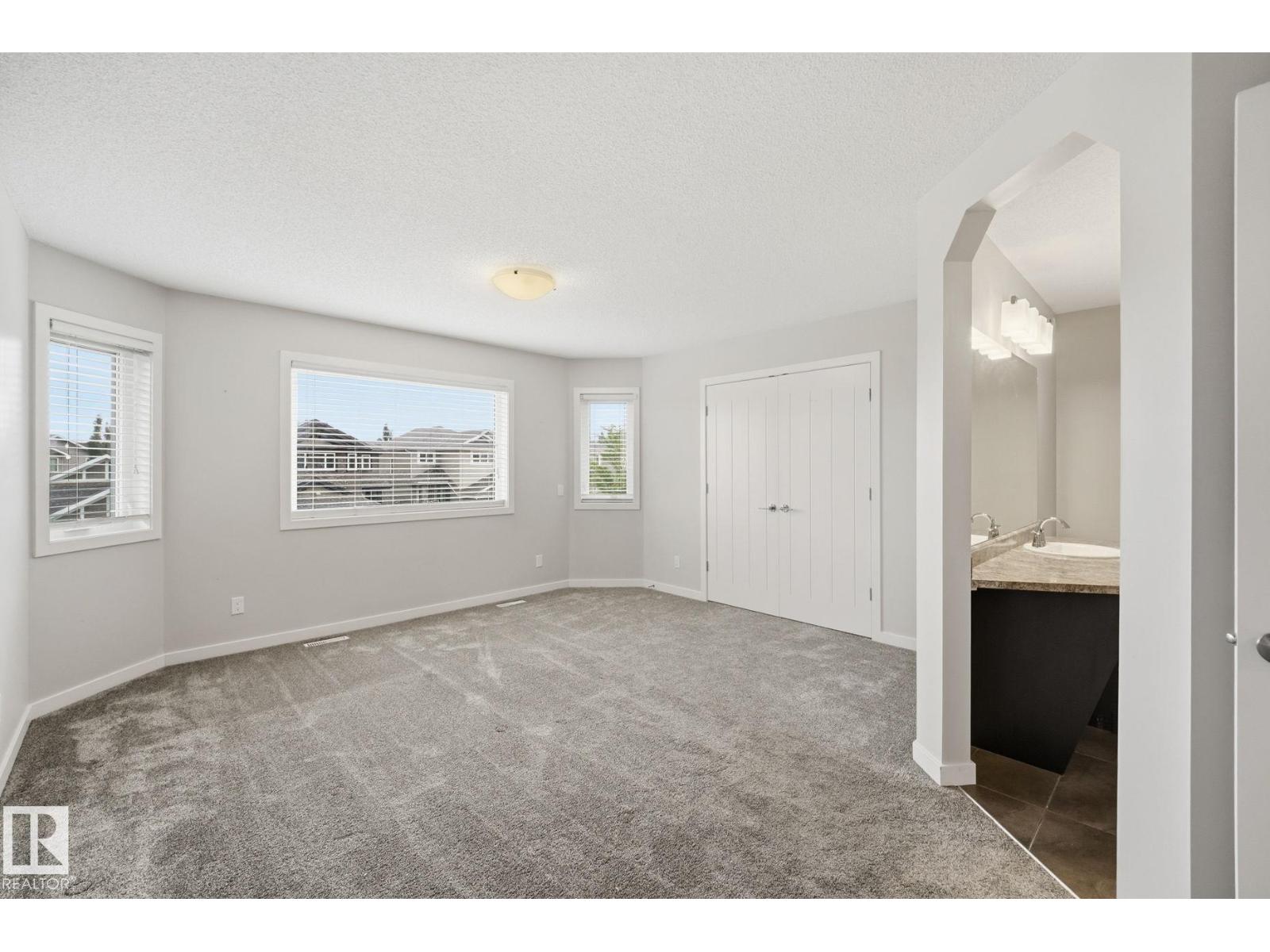 33 RIVIERE TC - 16