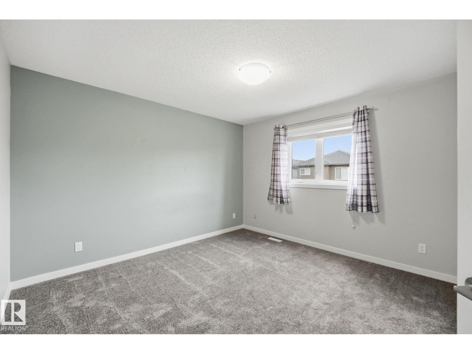 33 RIVIERE TC - 23