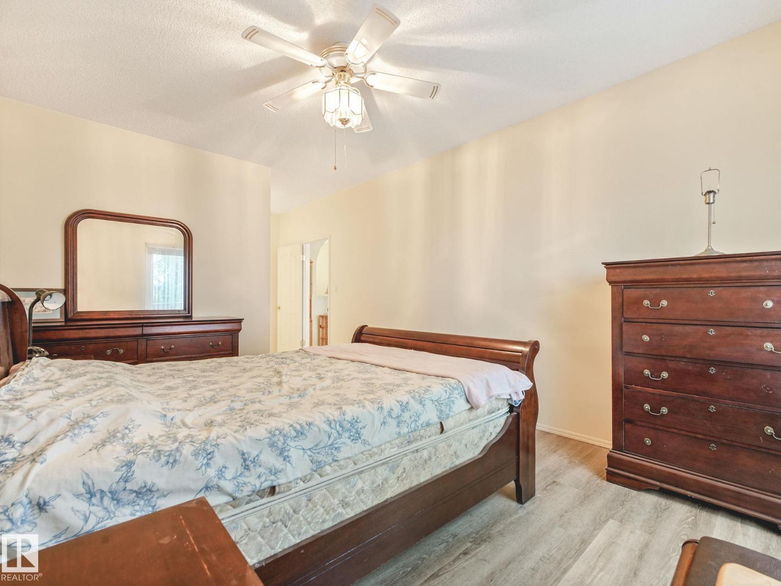 #330 15499 CASTLE DOWNS RD NW — photo 26