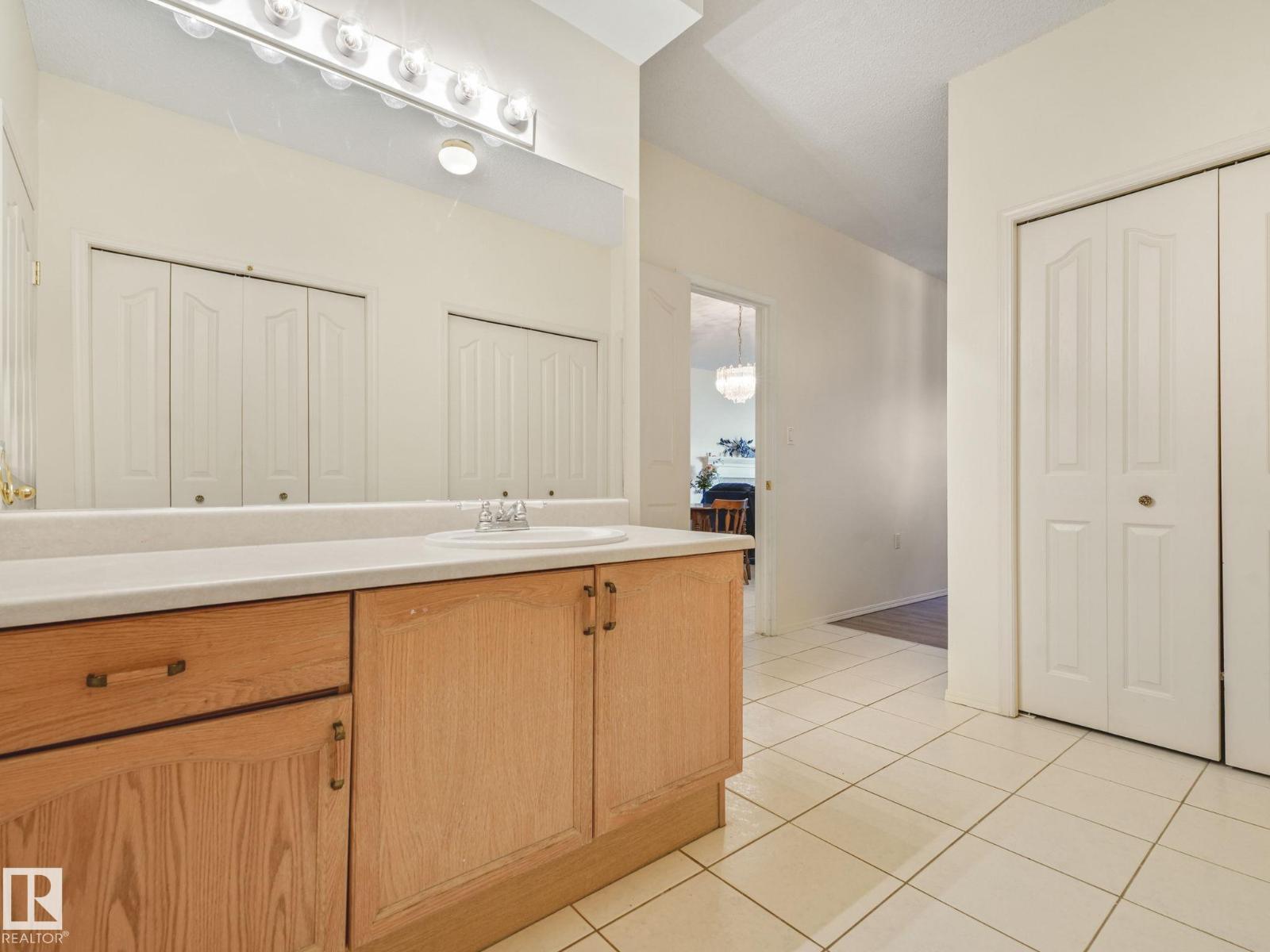 #330 15499 CASTLE DOWNS RD NW — photo 27