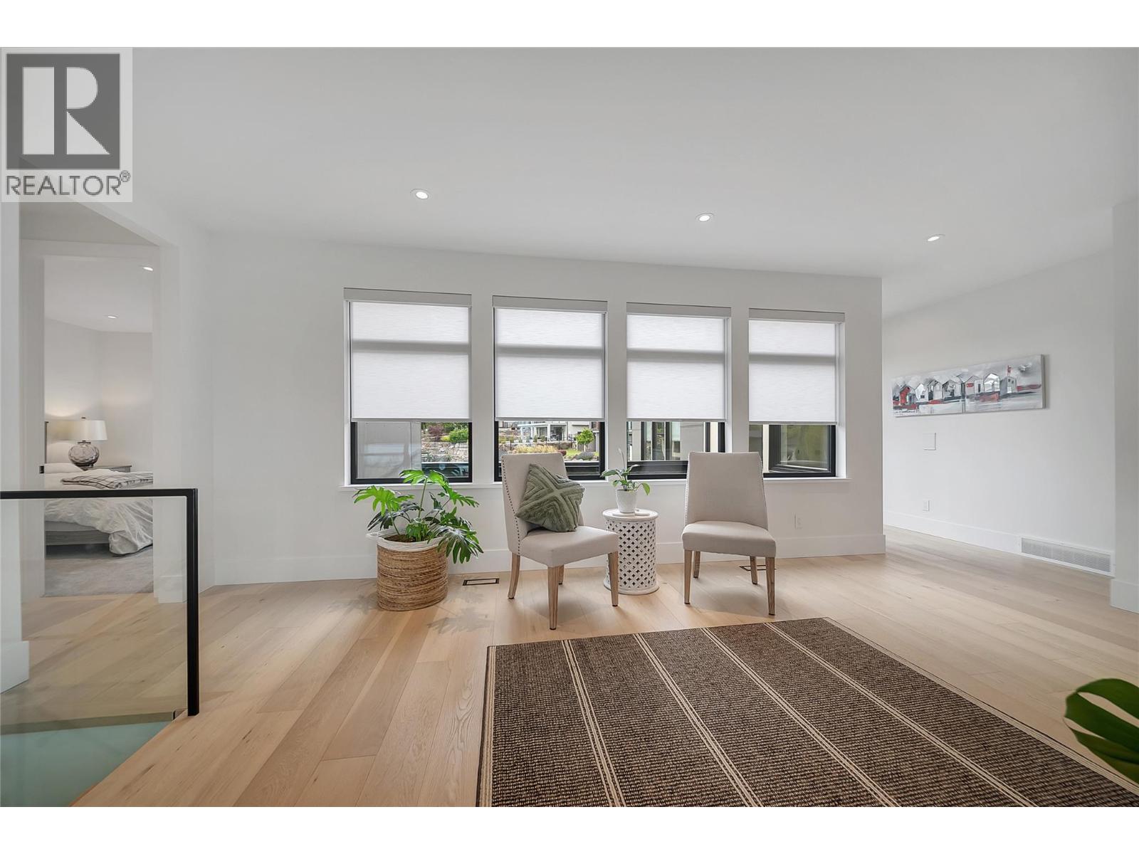  5725 Mountainside Drive, Kelowna