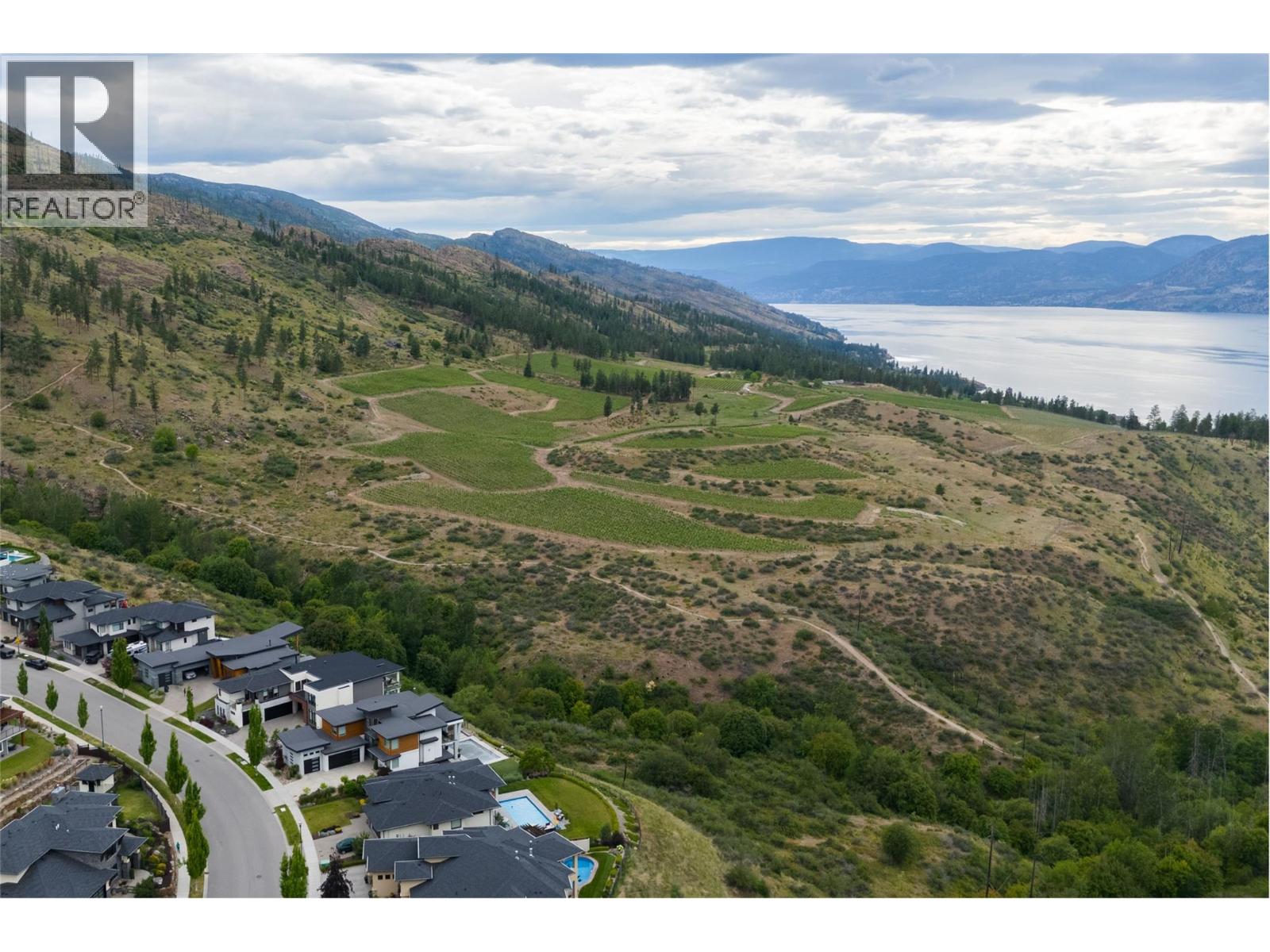  5725 Mountainside Drive, Kelowna