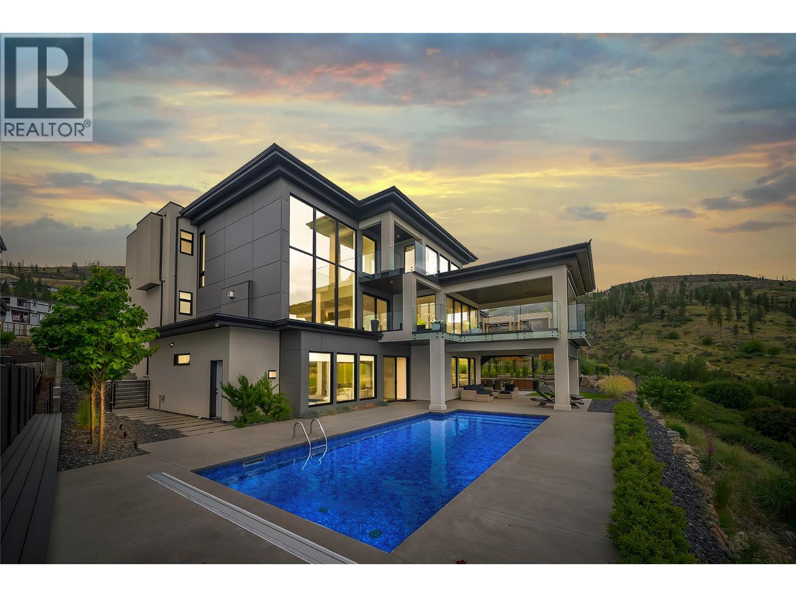  5725 Mountainside Drive, Kelowna