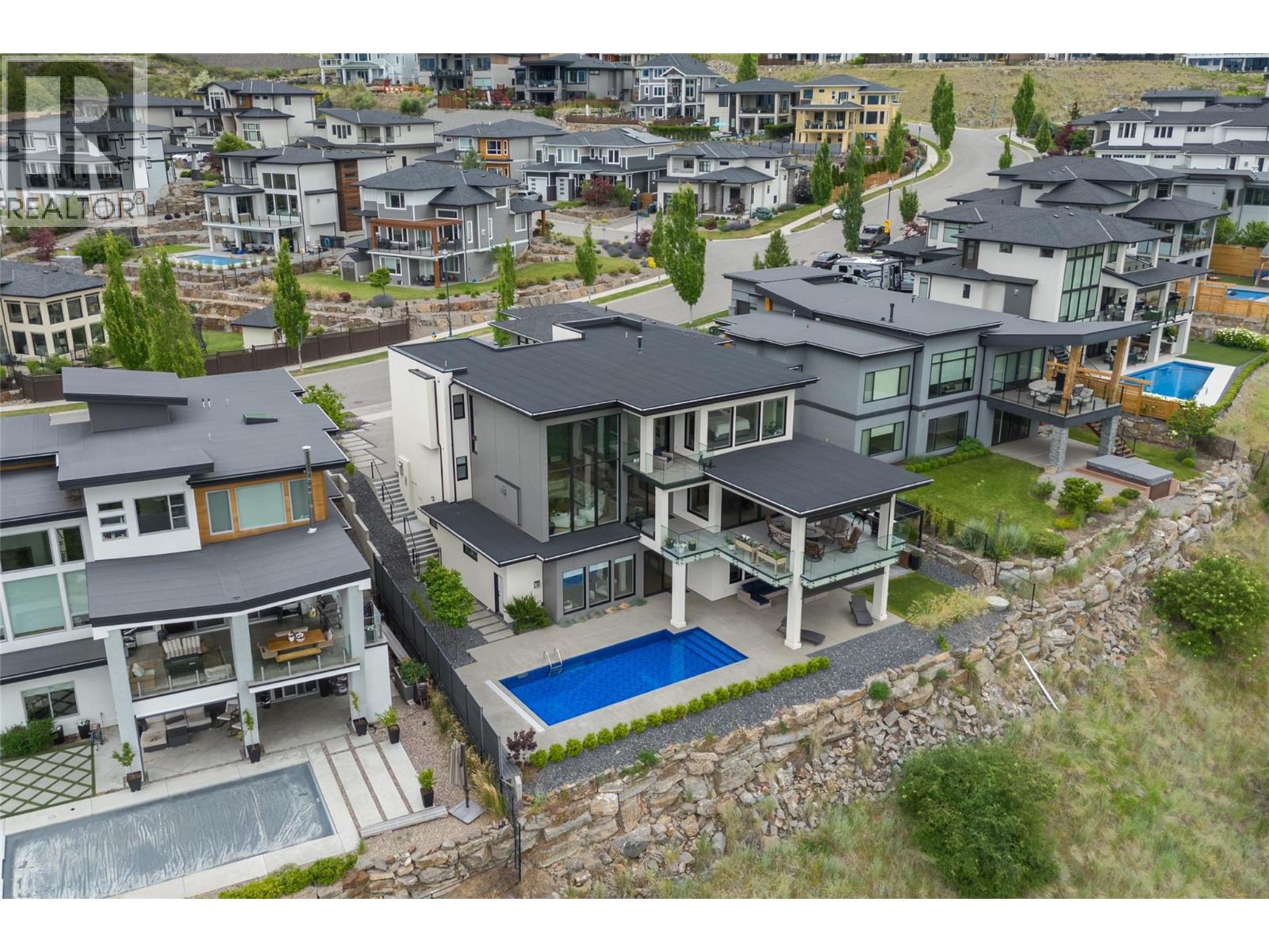  5725 Mountainside Drive, Kelowna