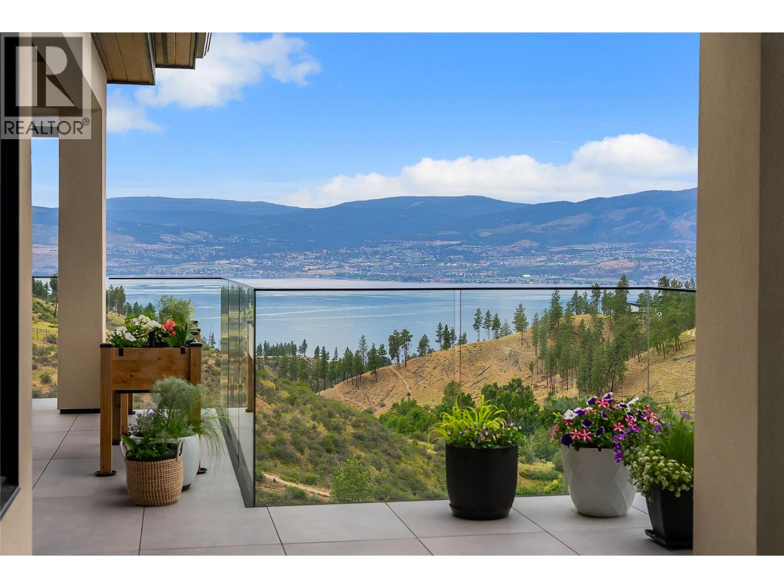  5725 Mountainside Drive, Kelowna