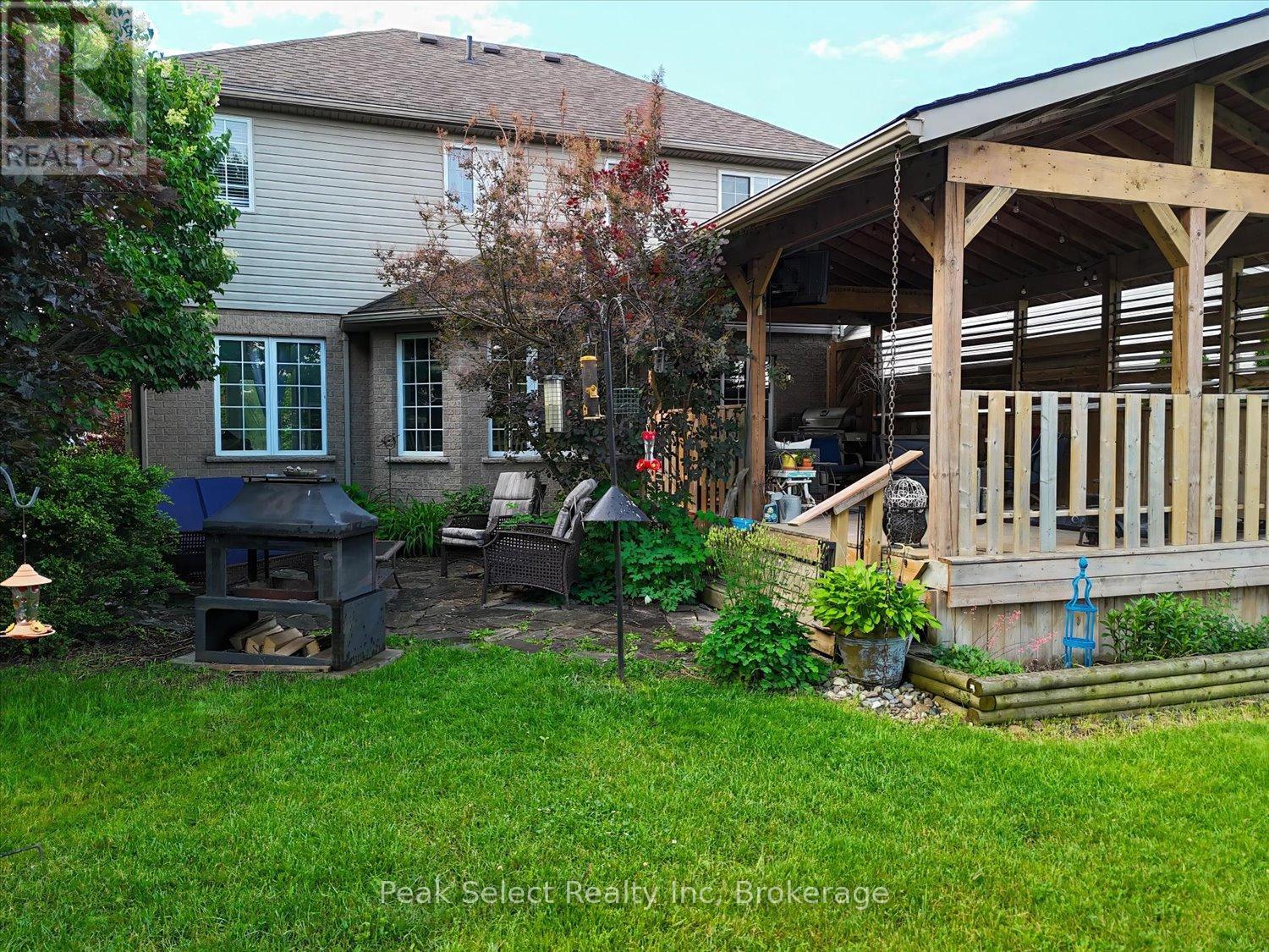 180 RIDGEWOOD CRESCENT - 35