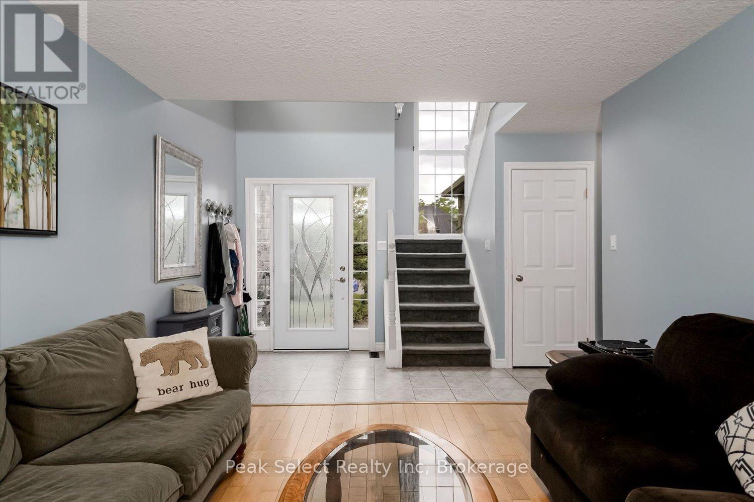 180 RIDGEWOOD CRESCENT - 7