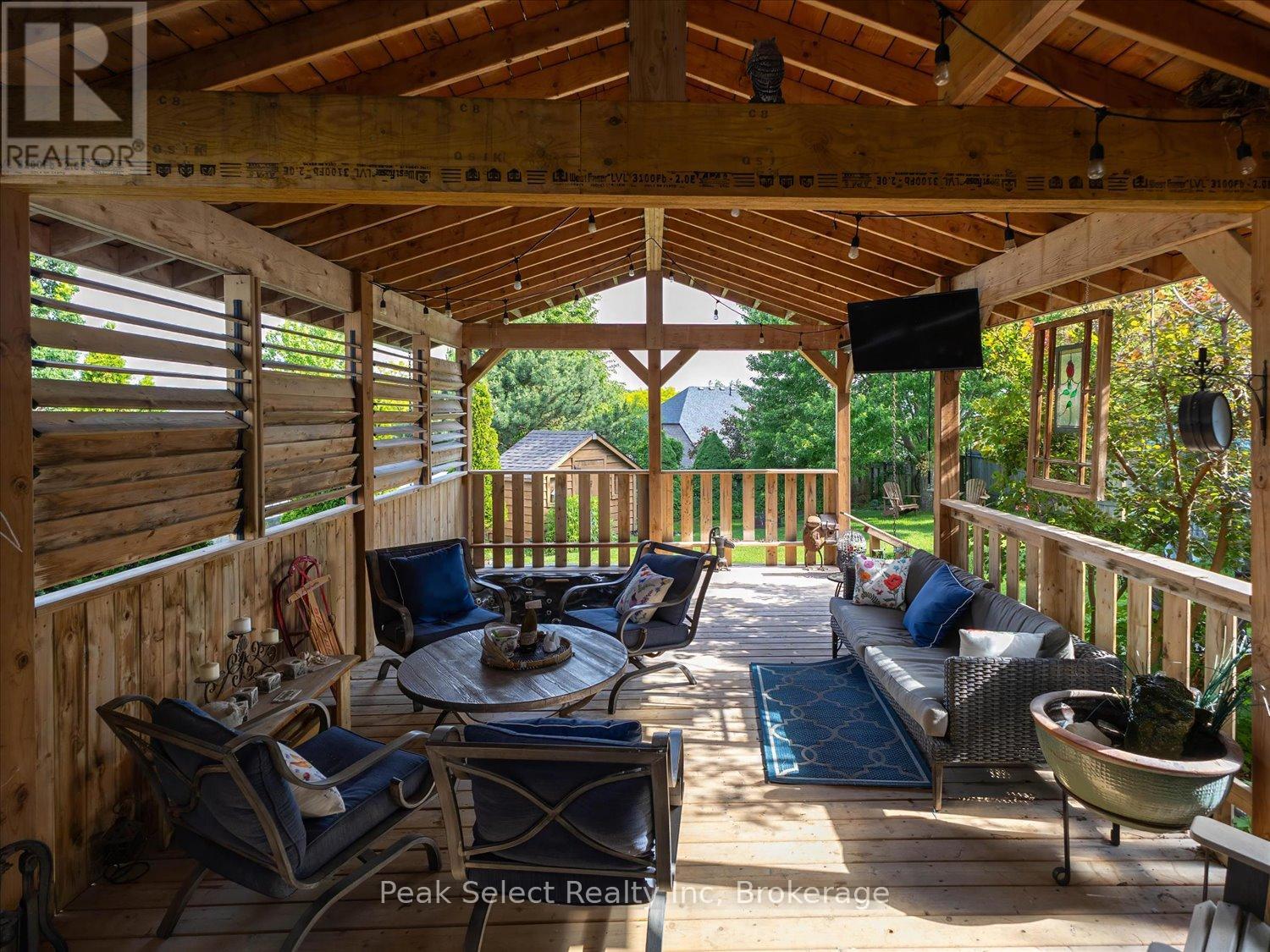 180 RIDGEWOOD CRESCENT - 41