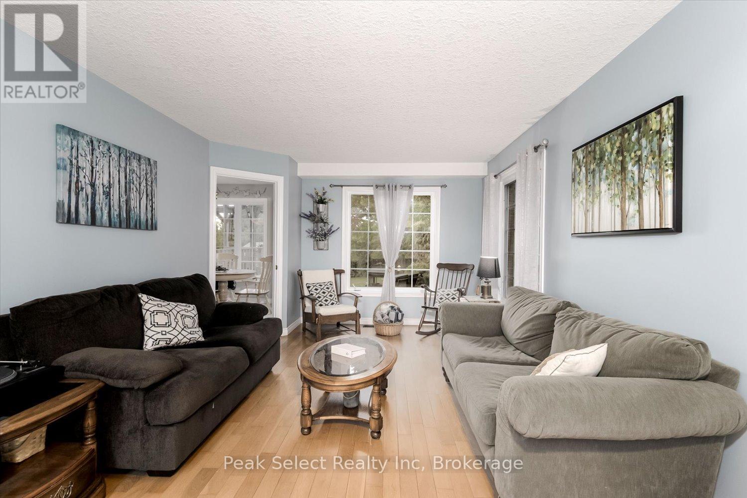 180 RIDGEWOOD CRESCENT - 9