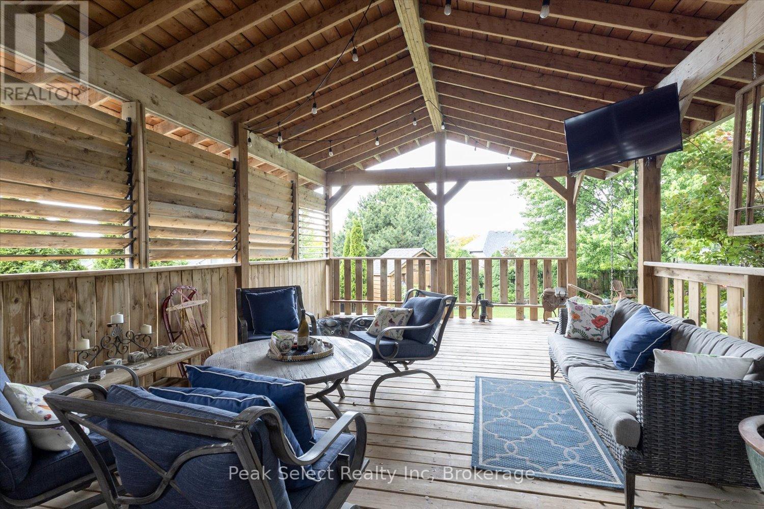 180 RIDGEWOOD CRESCENT - 33