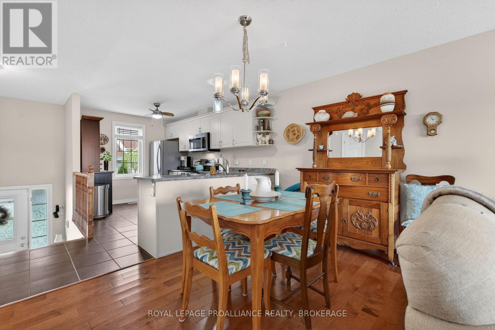 146 BRITANNIA CRESCENT - 10