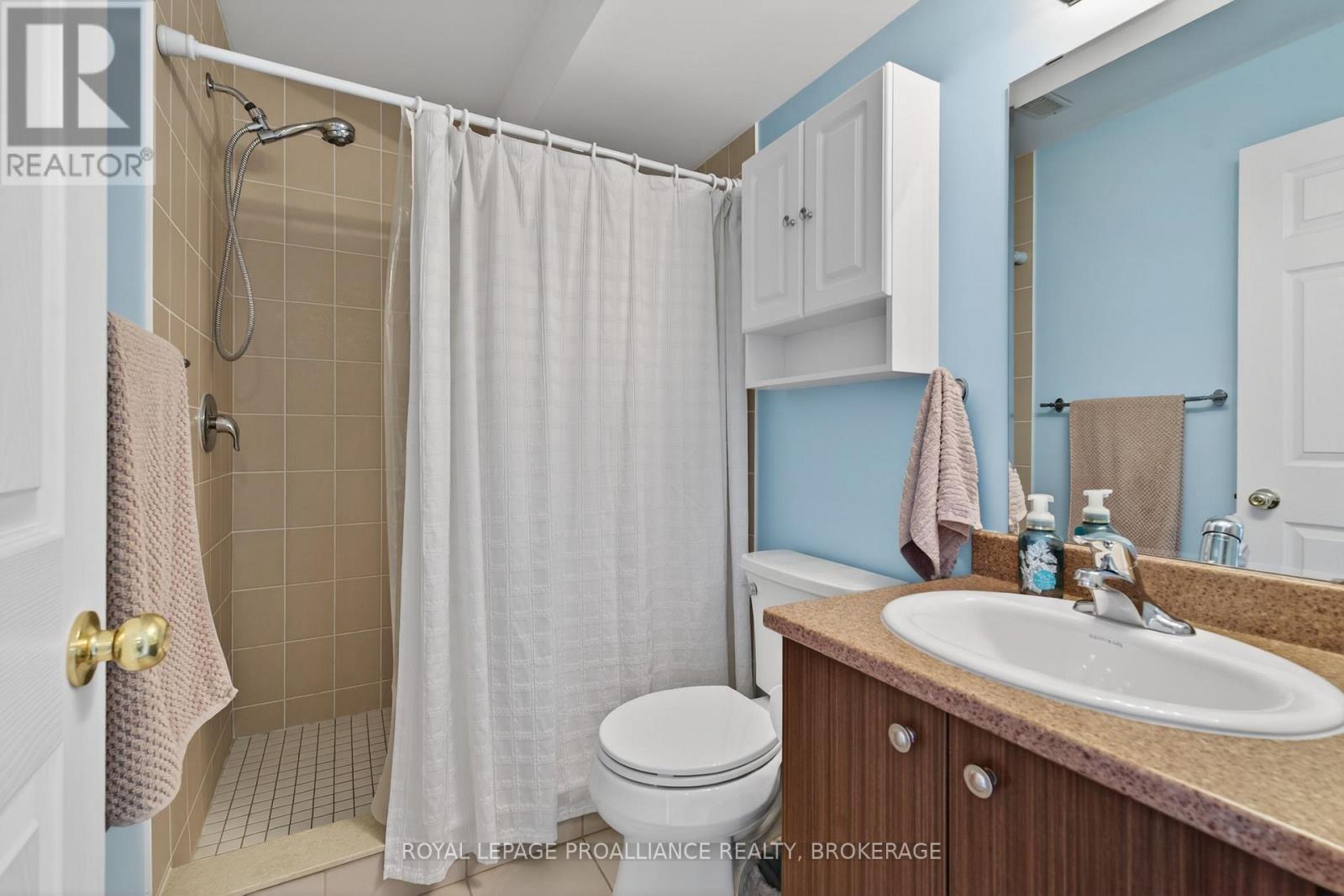 146 BRITANNIA CRESCENT - 23