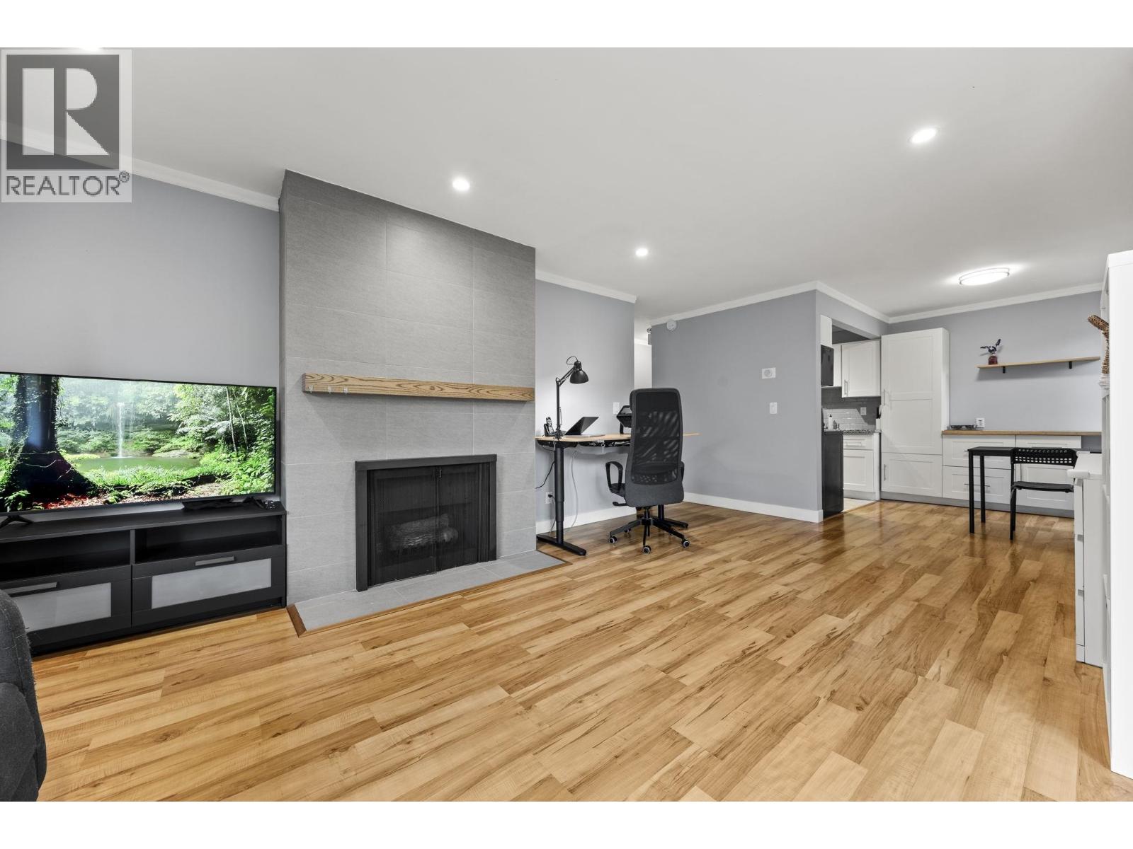 204 330 CEDAR STREET, New Westminster