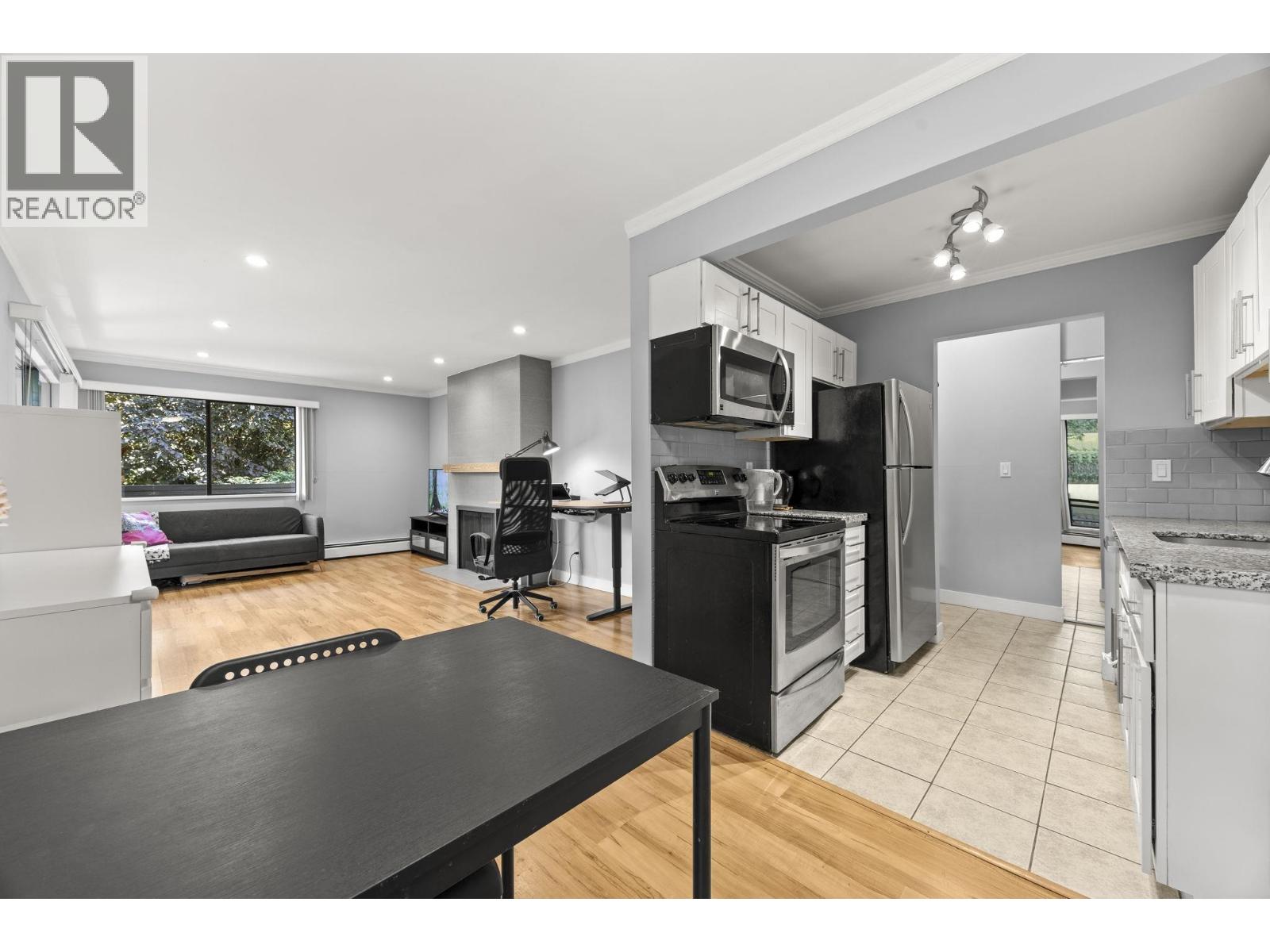 204 330 CEDAR STREET, New Westminster