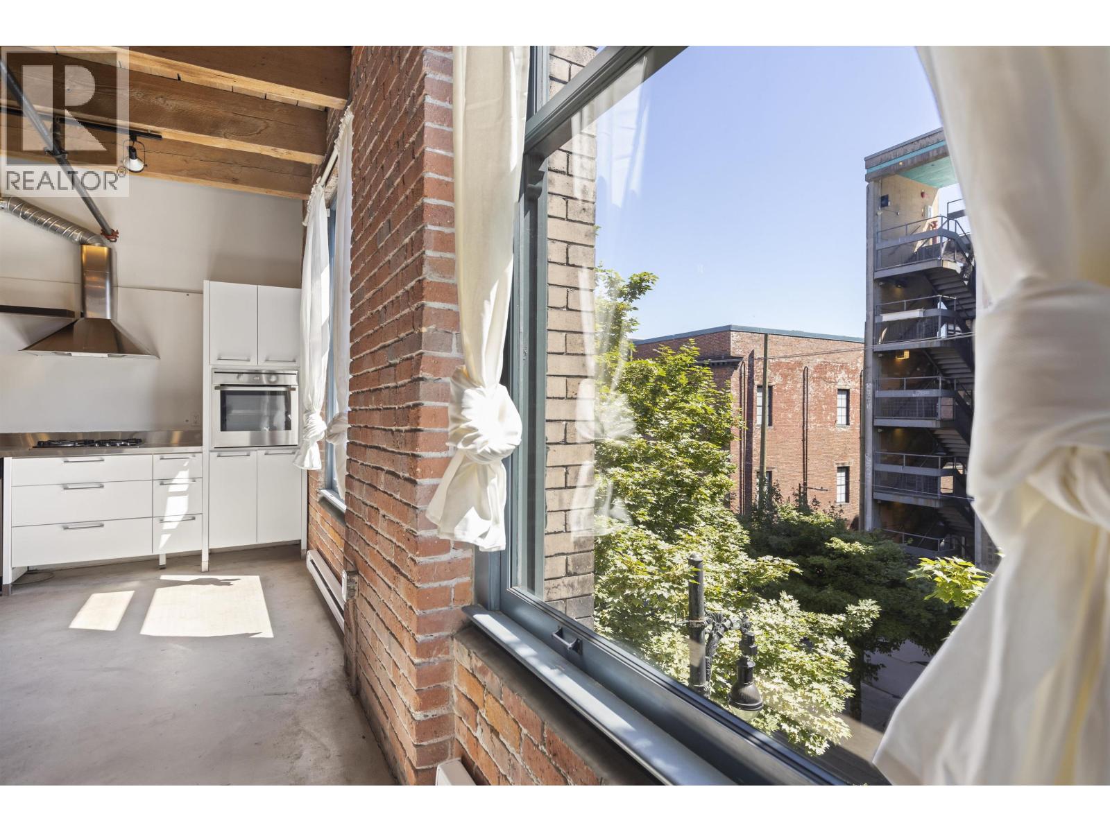 308 55 E CORDOVA STREET, Vancouver