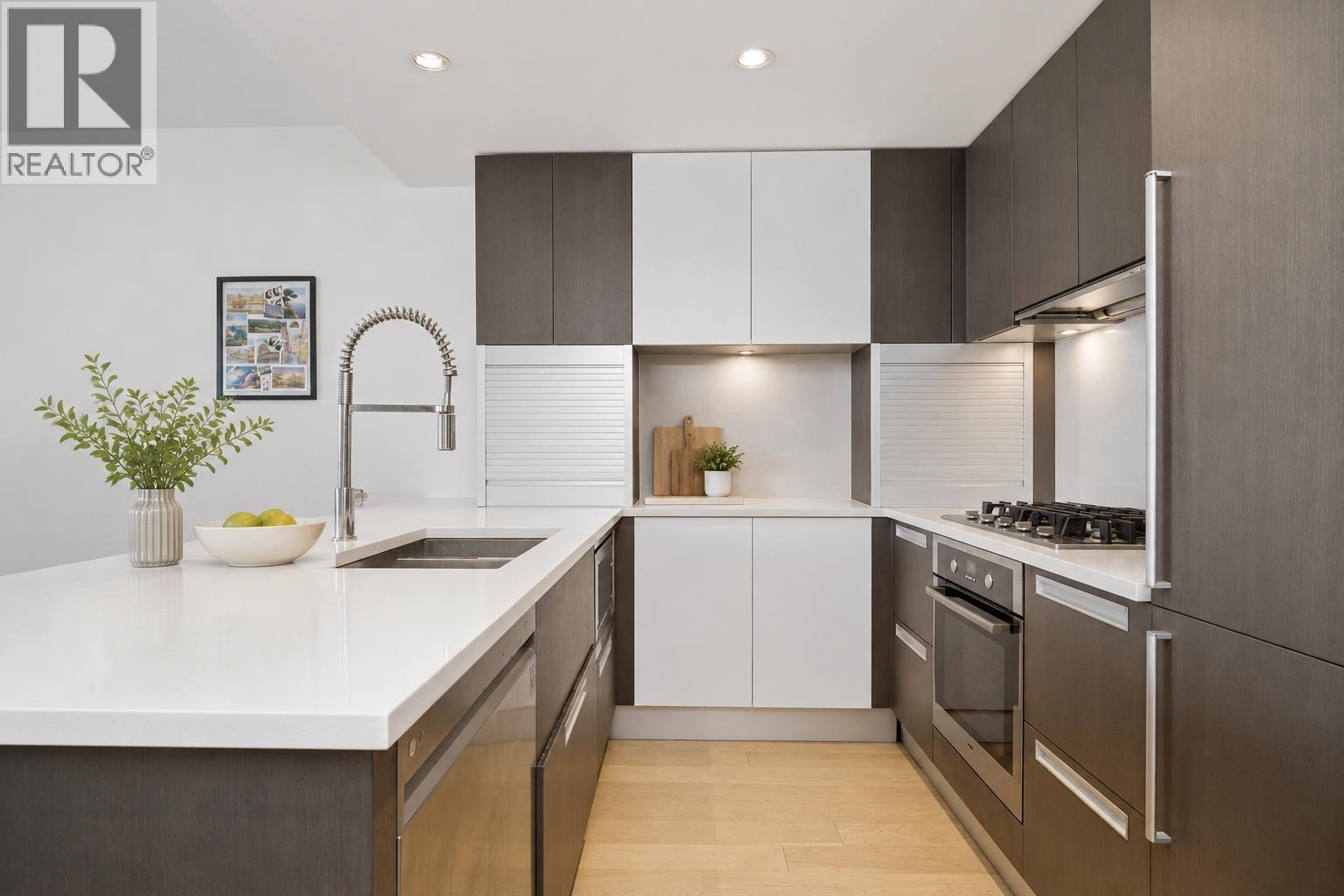 705 288 W 1ST AVENUE, Vancouver
